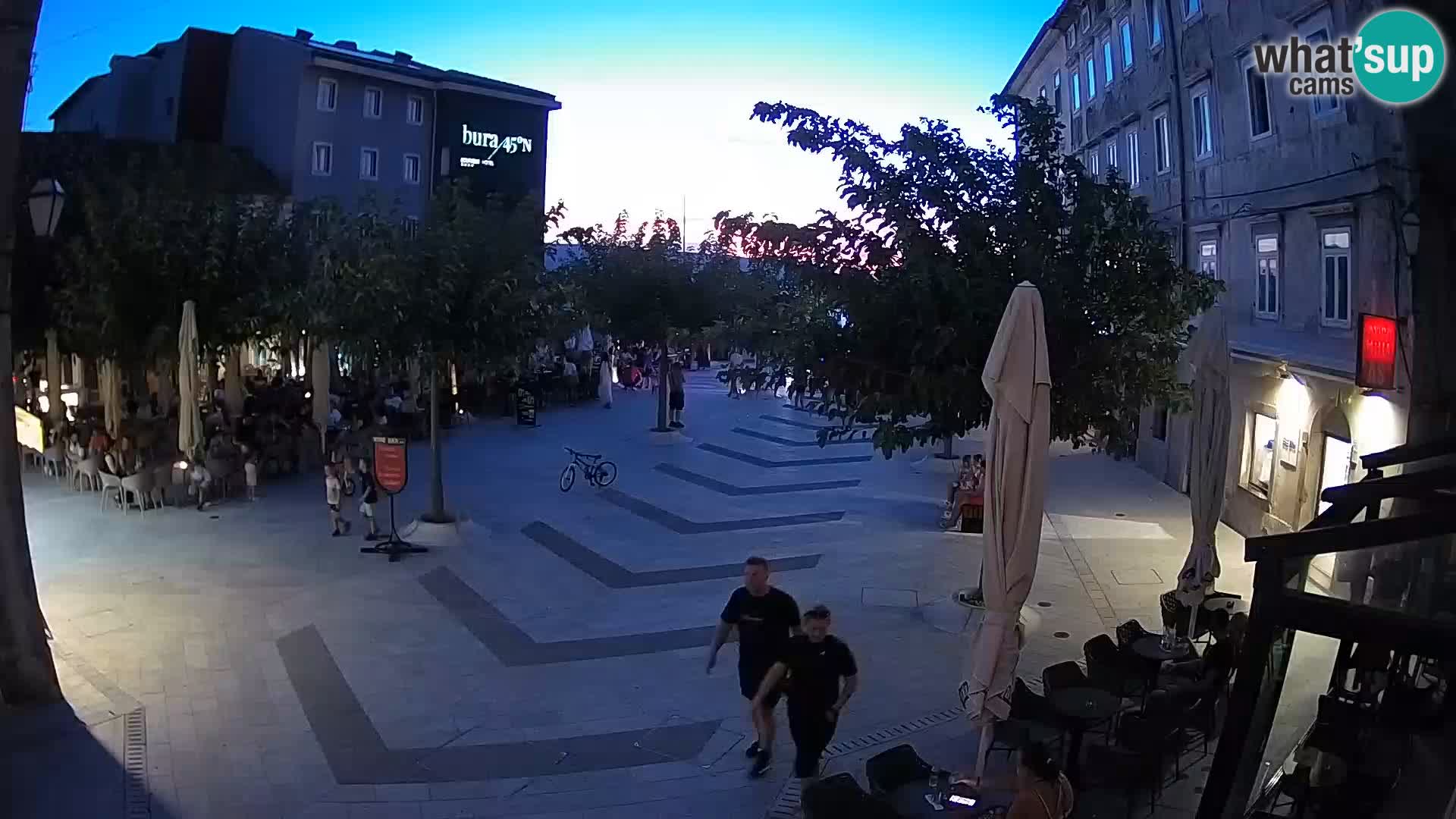 Zentrum der Stadt Senj – Pavlin platz – Live Cam Dalmatia