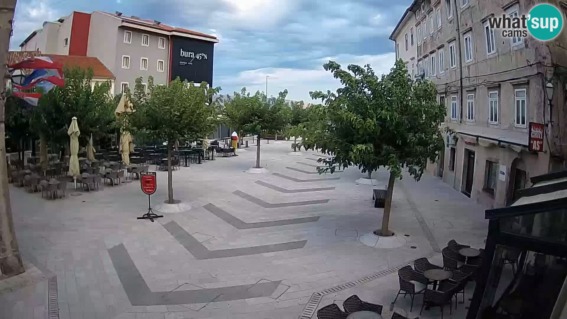 Centro de la ciudad de Senj – plaza Pavlin – Live Cam Dalmacia