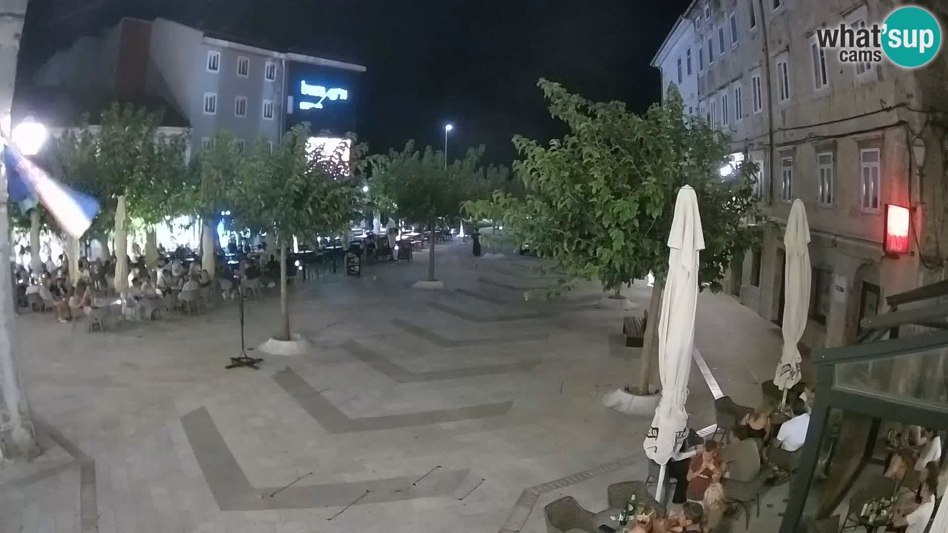 Zentrum der Stadt Senj – Pavlin platz – Live Cam Dalmatia