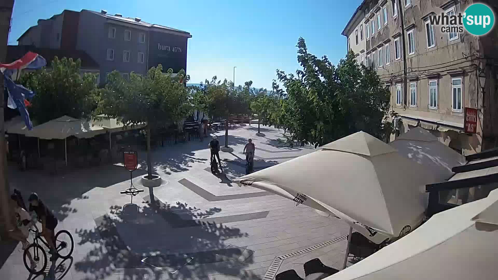 Zentrum der Stadt Senj – Pavlin platz – Live Cam Dalmatia