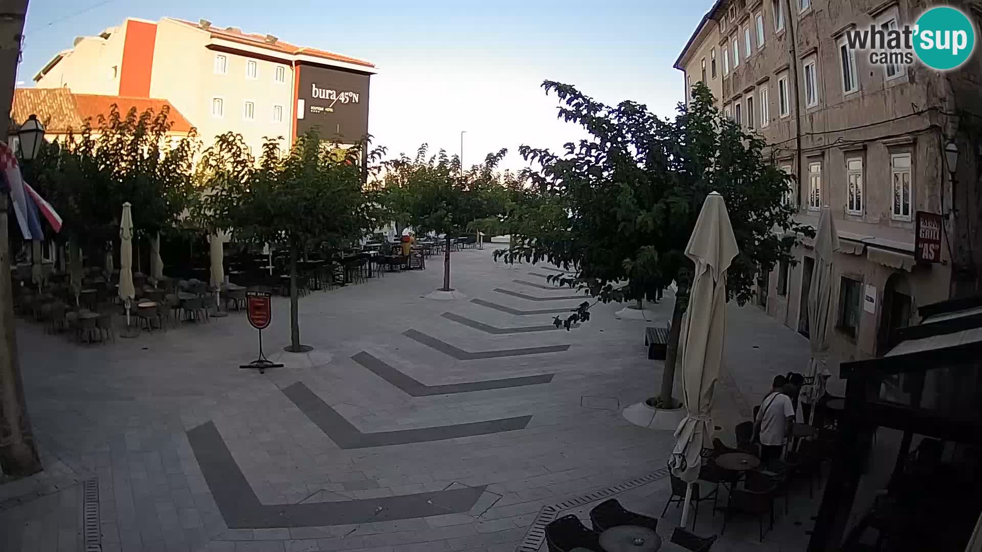 Centro de la ciudad de Senj – plaza Pavlin – Live Cam Dalmacia
