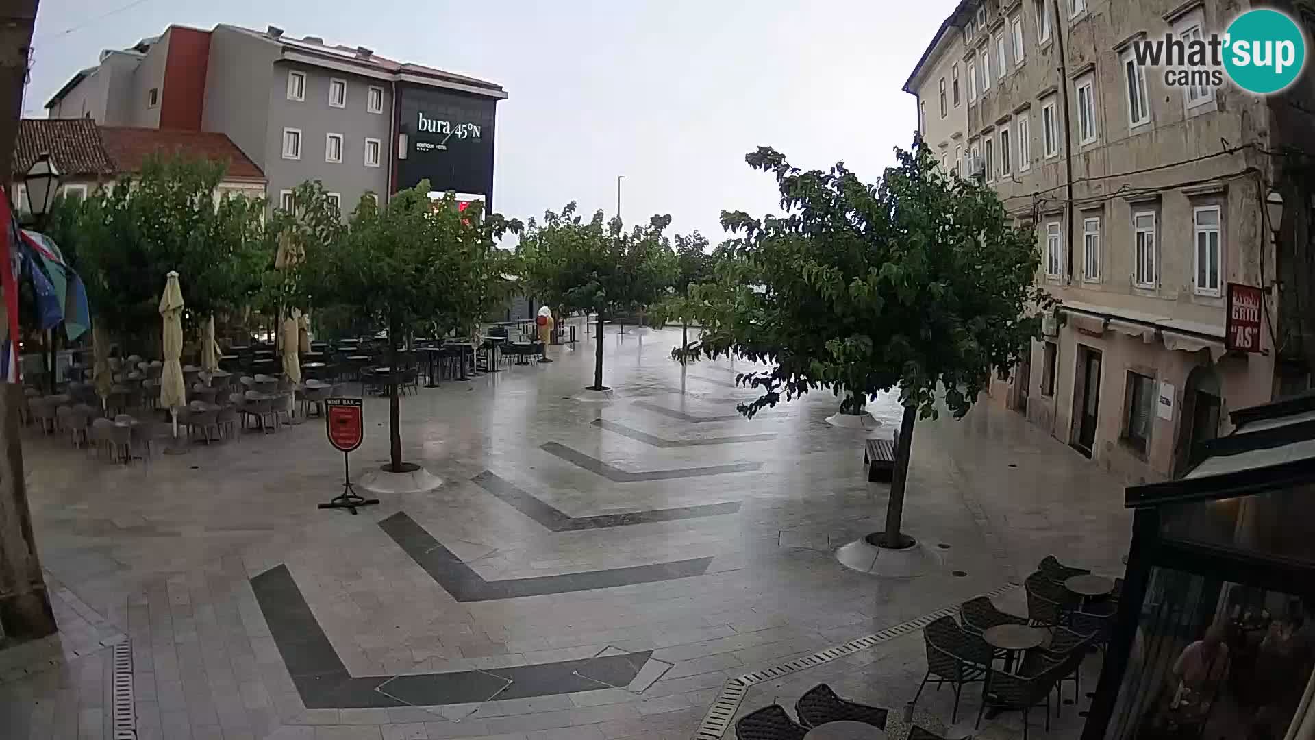 Centro de la ciudad de Senj – plaza Pavlin – Live Cam Dalmacia