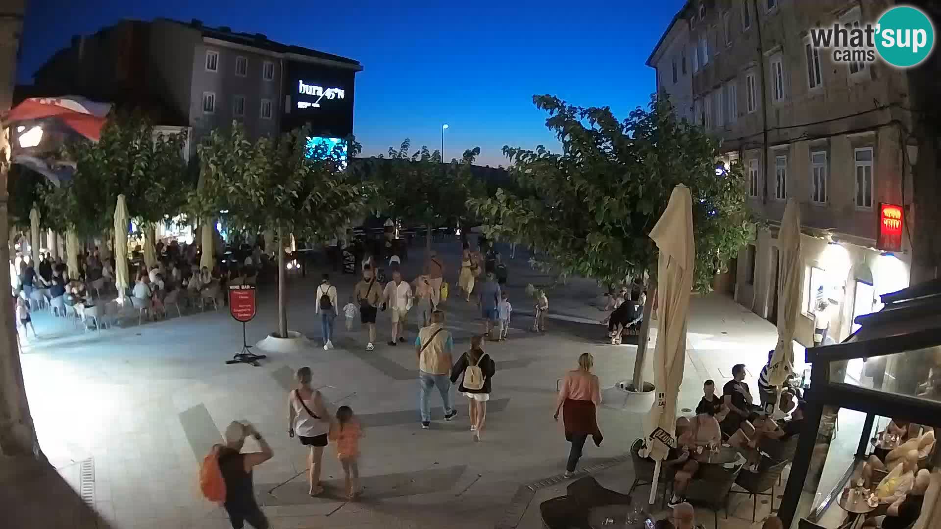 Centro de la ciudad de Senj – plaza Pavlin – Live Cam Dalmacia