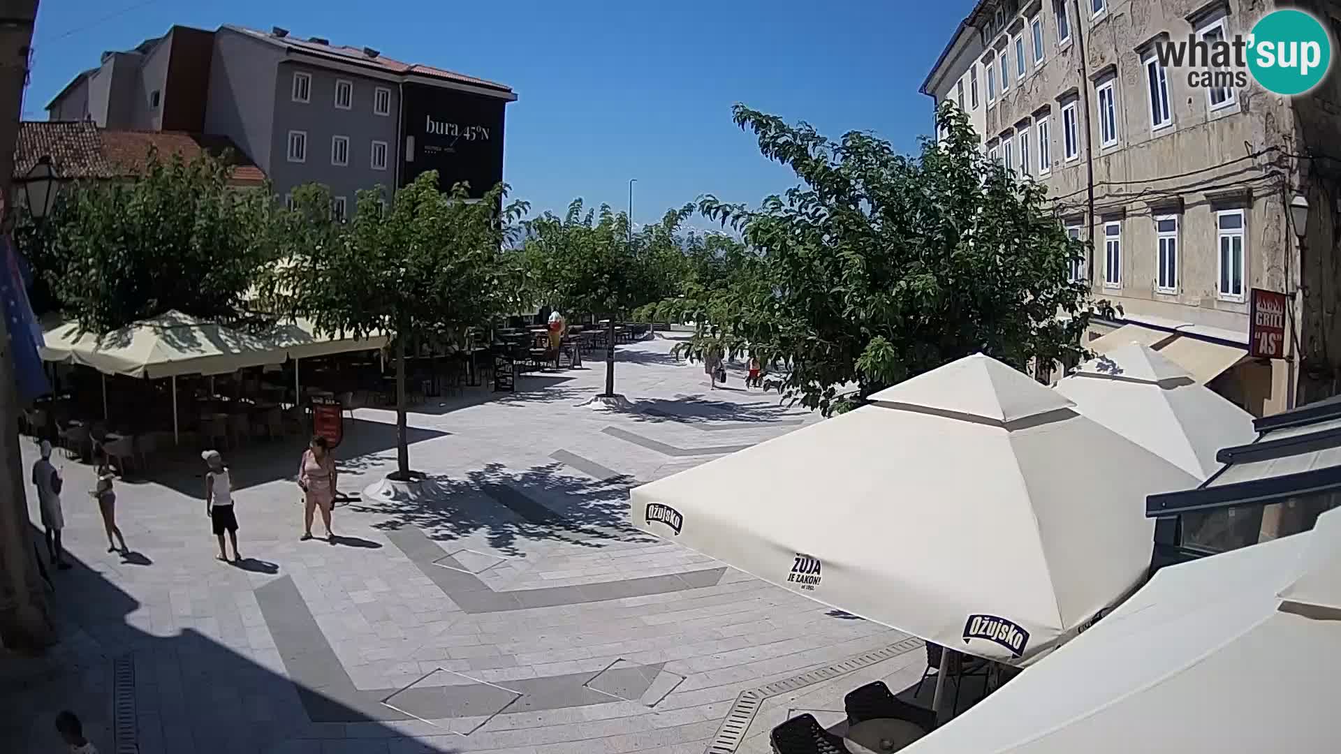 Zentrum der Stadt Senj – Pavlin platz – Live Cam Dalmatia