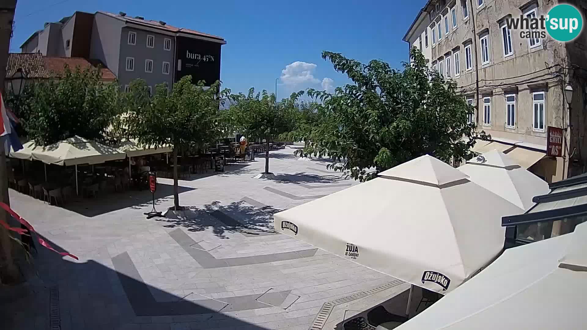 Zentrum der Stadt Senj – Pavlin platz – Live Cam Dalmatia