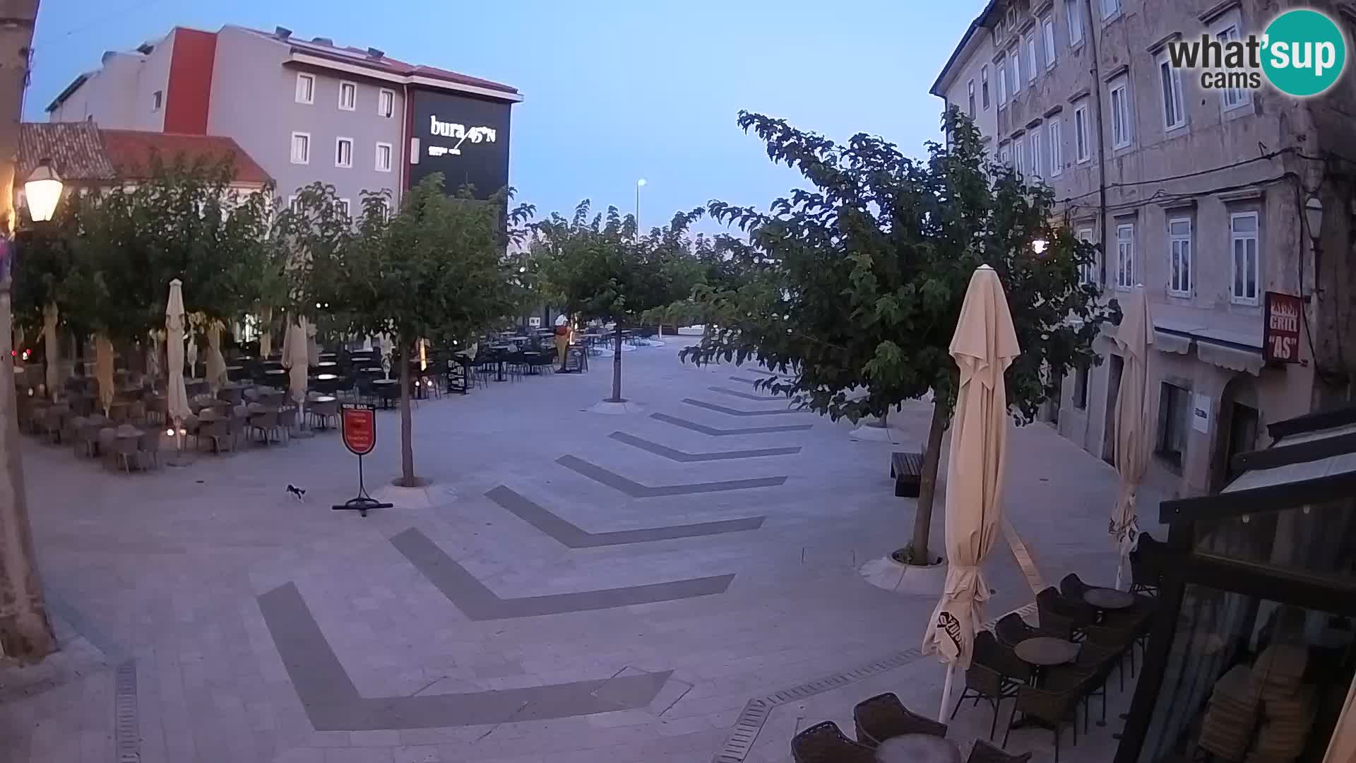 Zentrum der Stadt Senj – Pavlin platz – Live Cam Dalmatia