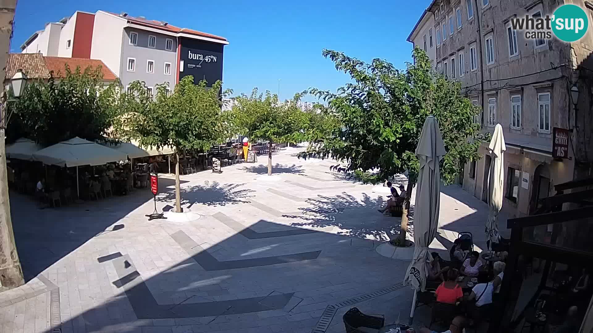 Zentrum der Stadt Senj – Pavlin platz – Live Cam Dalmatia
