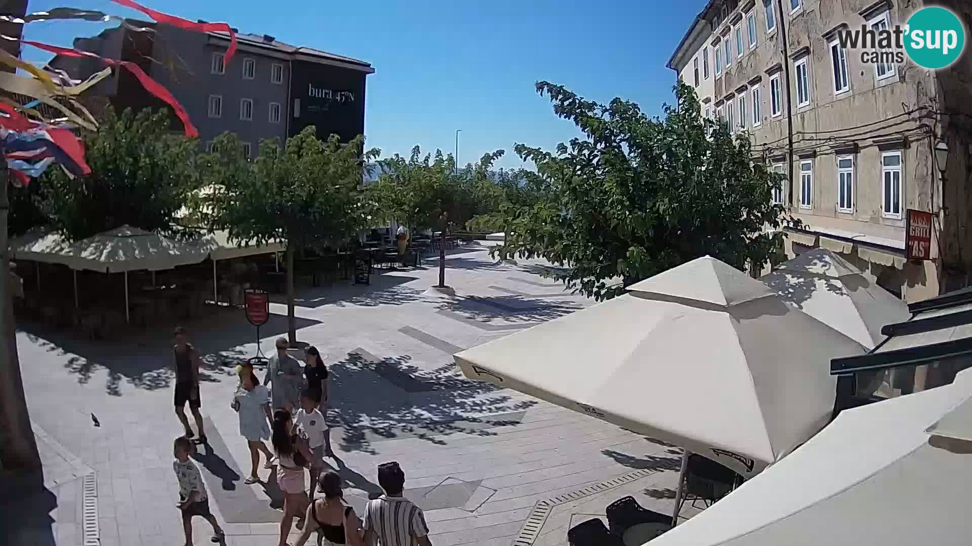 Zentrum der Stadt Senj – Pavlin platz – Live Cam Dalmatia