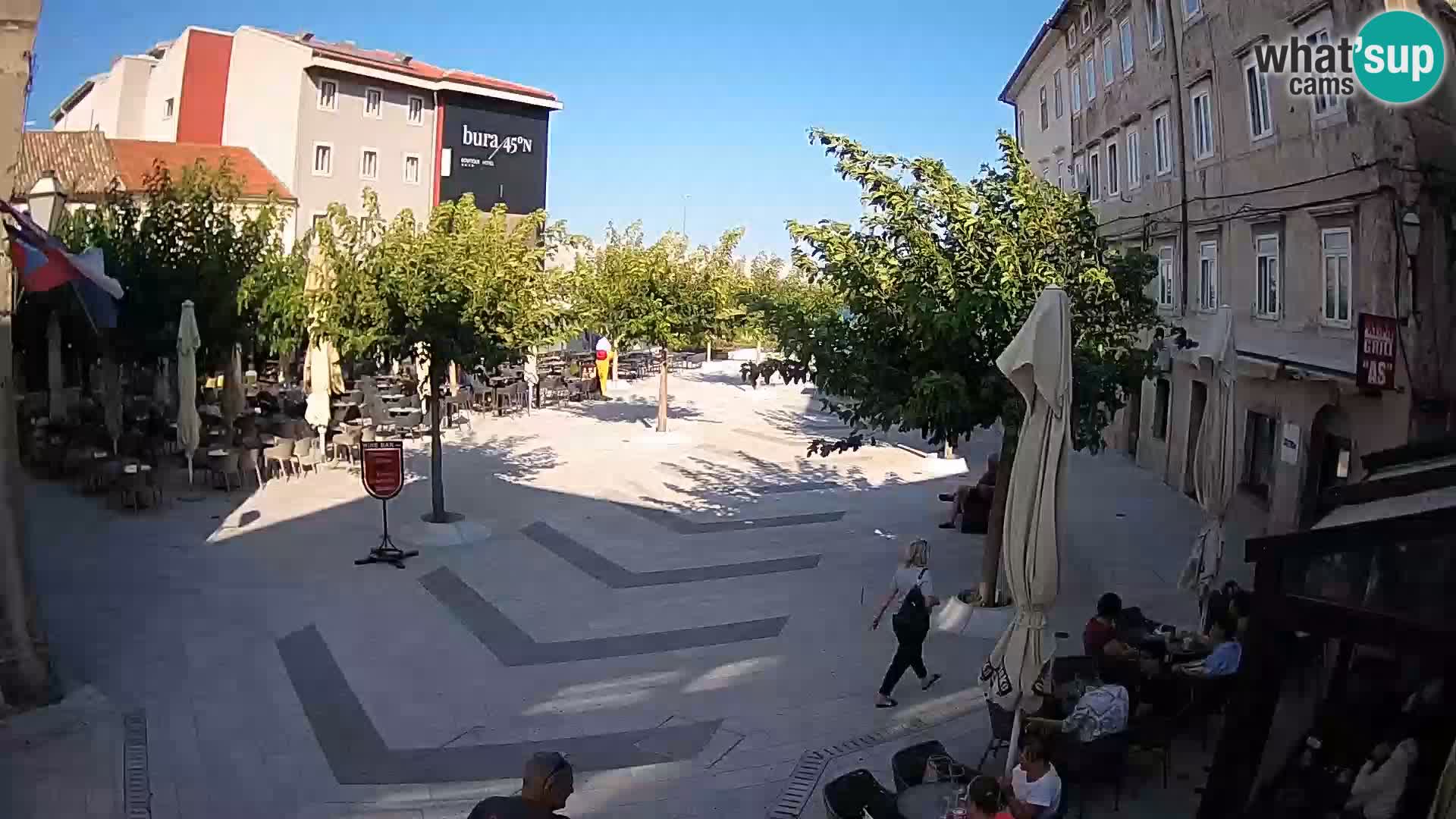 Centro de la ciudad de Senj – plaza Pavlin – Live Cam Dalmacia
