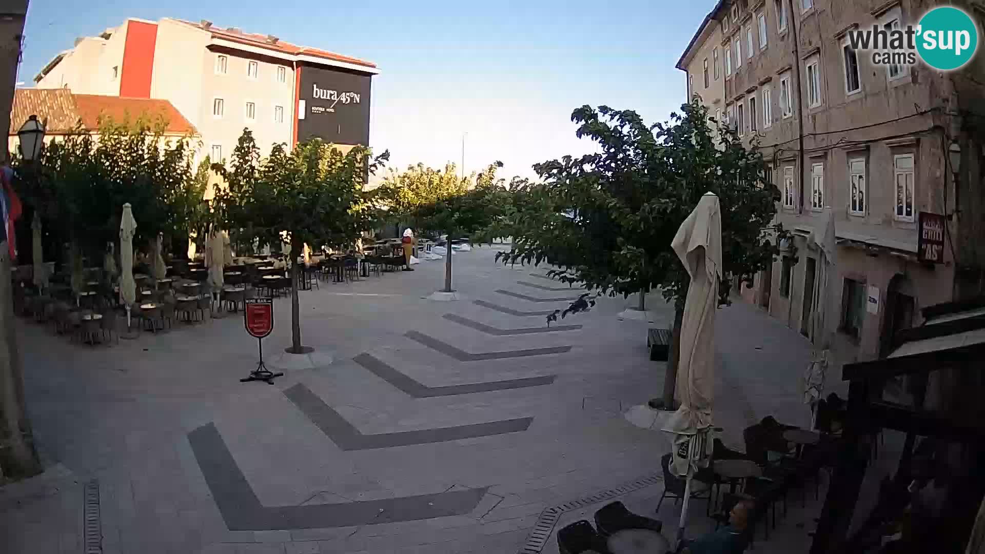 Centro de la ciudad de Senj – plaza Pavlin – Live Cam Dalmacia