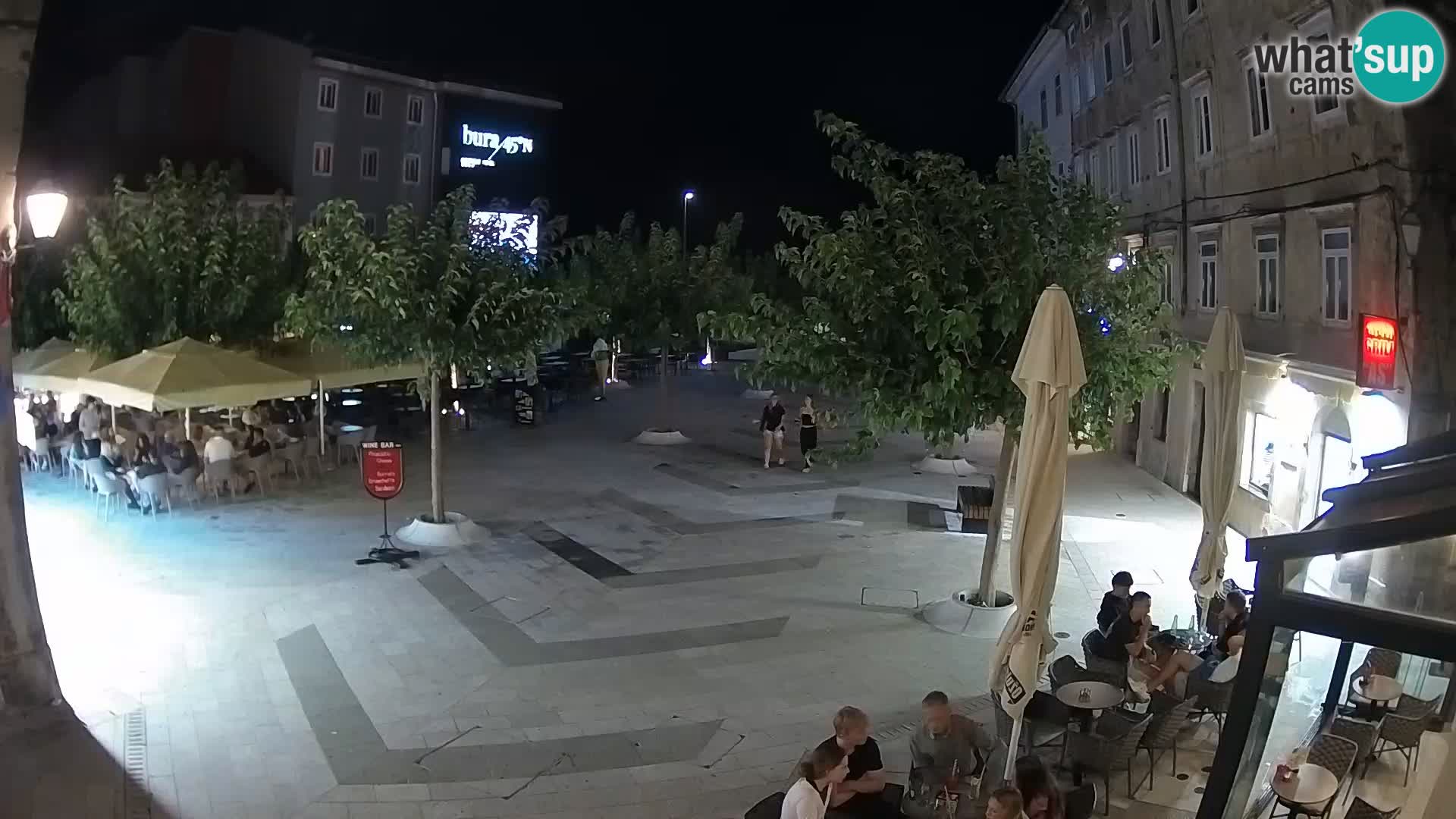 Zentrum der Stadt Senj – Pavlin platz – Live Cam Dalmatia