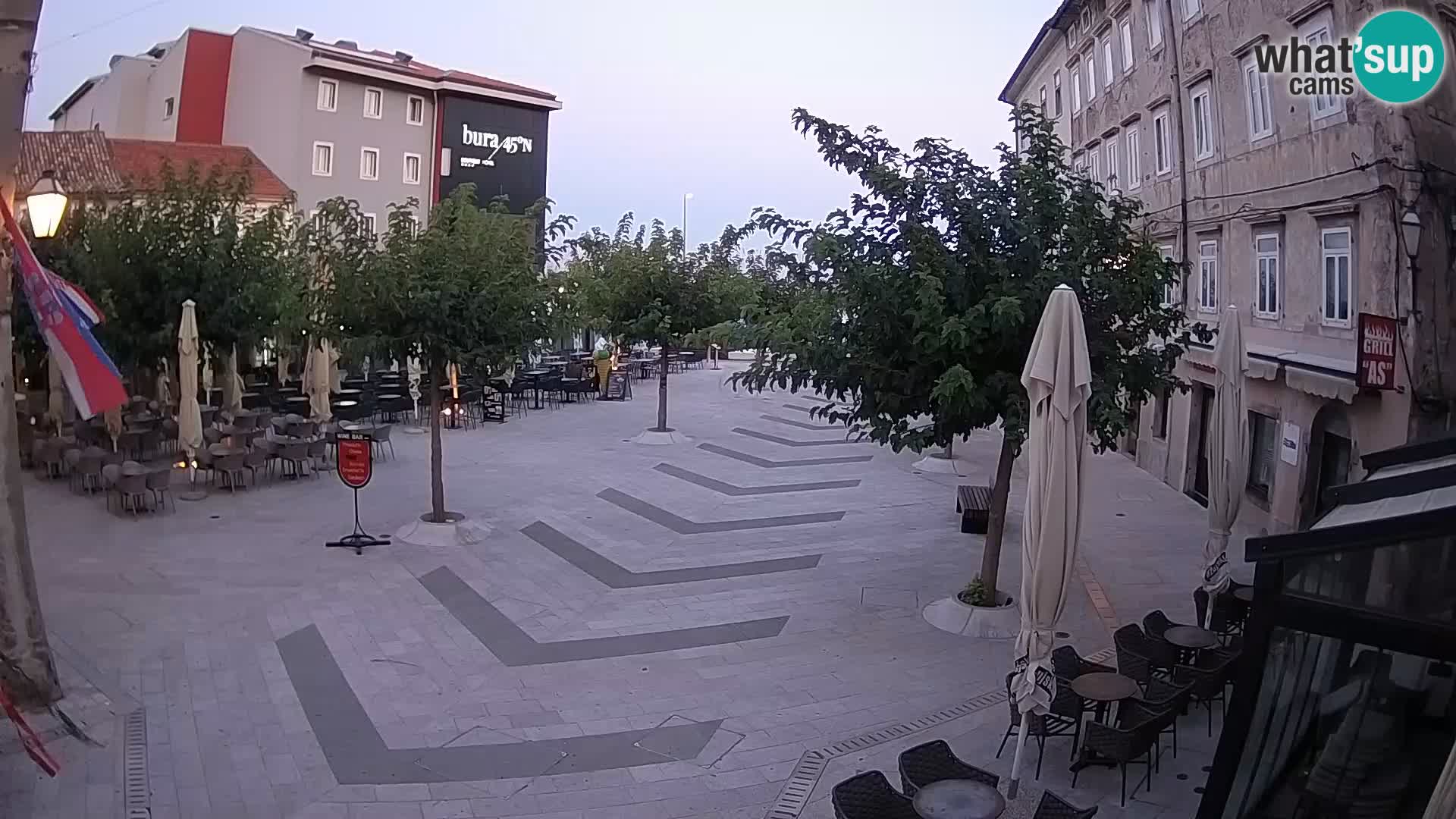 Centro de la ciudad de Senj – plaza Pavlin – Live Cam Dalmacia