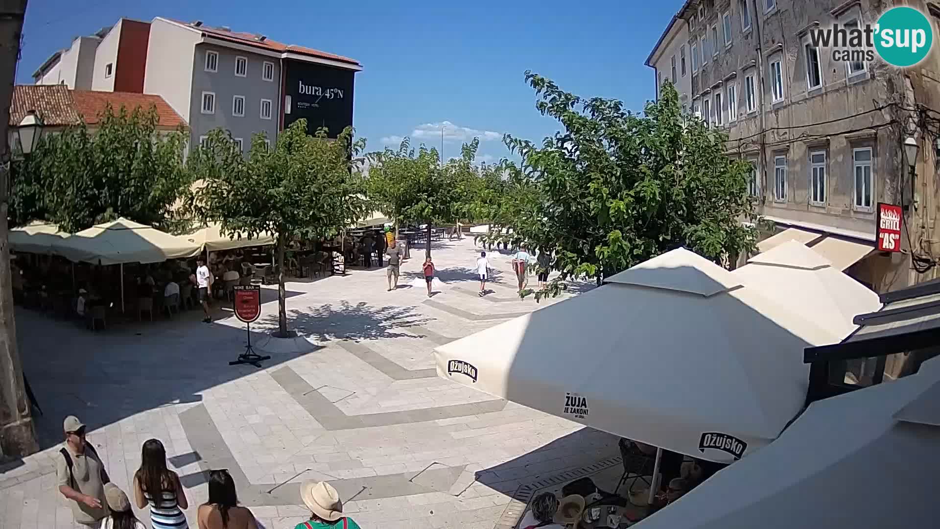 Zentrum der Stadt Senj – Pavlin platz – Live Cam Dalmatia