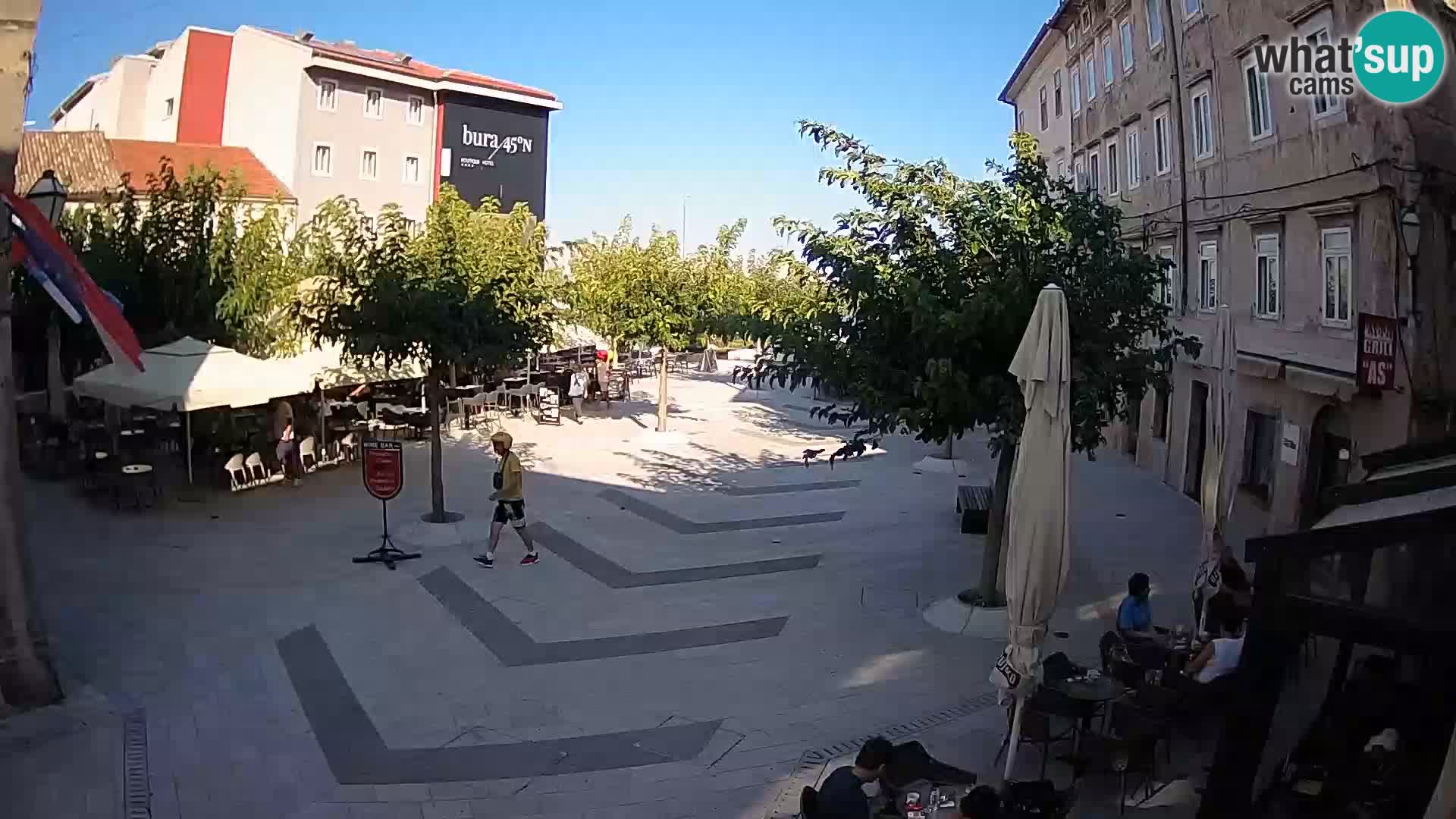 Centro de la ciudad de Senj – plaza Pavlin – Live Cam Dalmacia