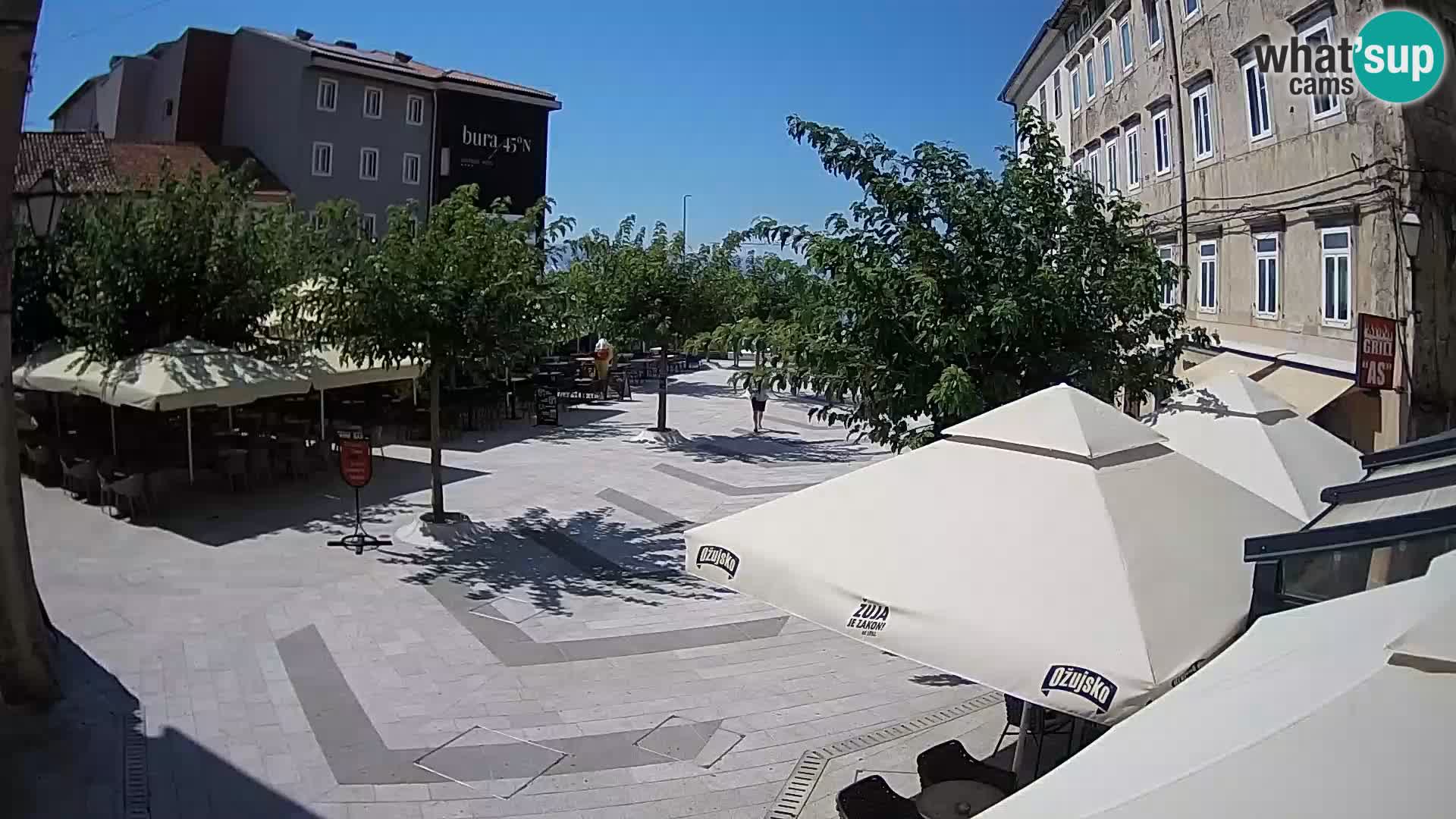 Zentrum der Stadt Senj – Pavlin platz – Live Cam Dalmatia