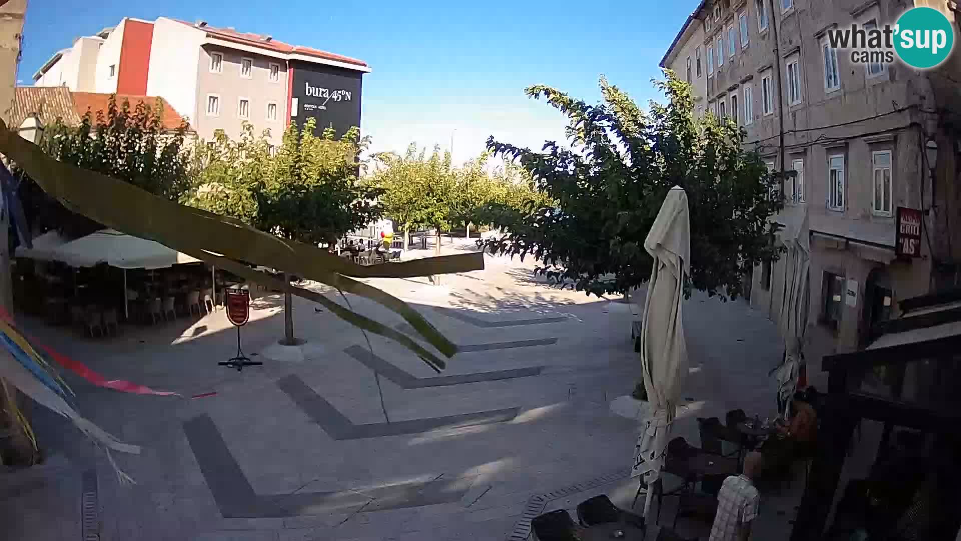 Centro de la ciudad de Senj – plaza Pavlin – Live Cam Dalmacia