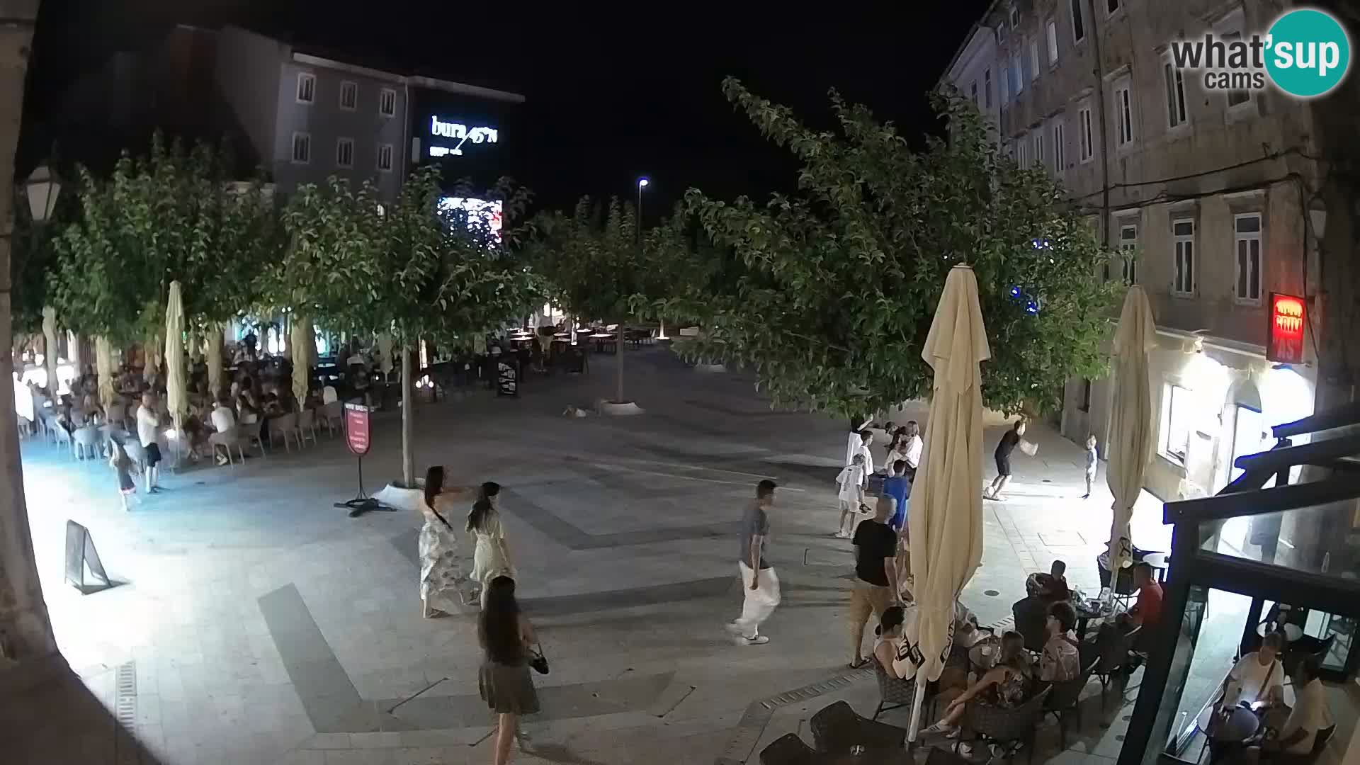 Center mesta Senj – Pavlinski trg – spletne kamere Dalmacija