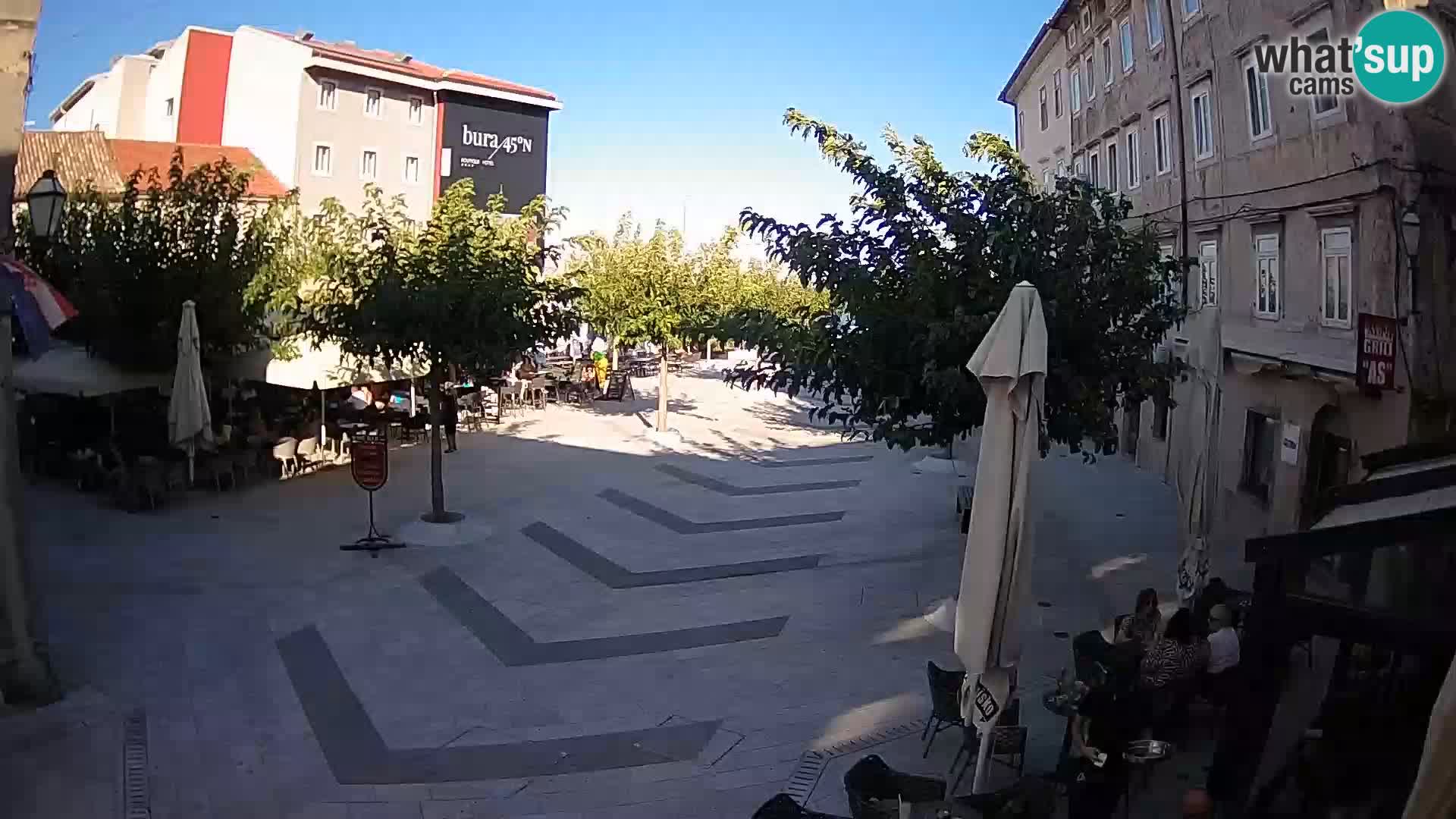 Zentrum der Stadt Senj – Pavlin platz – Live Cam Dalmatia