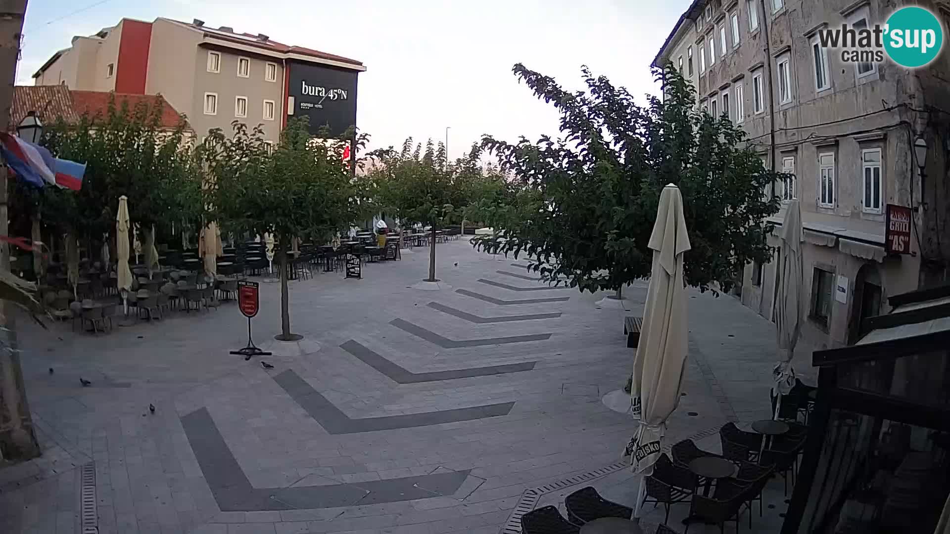 Zentrum der Stadt Senj – Pavlin platz – Live Cam Dalmatia