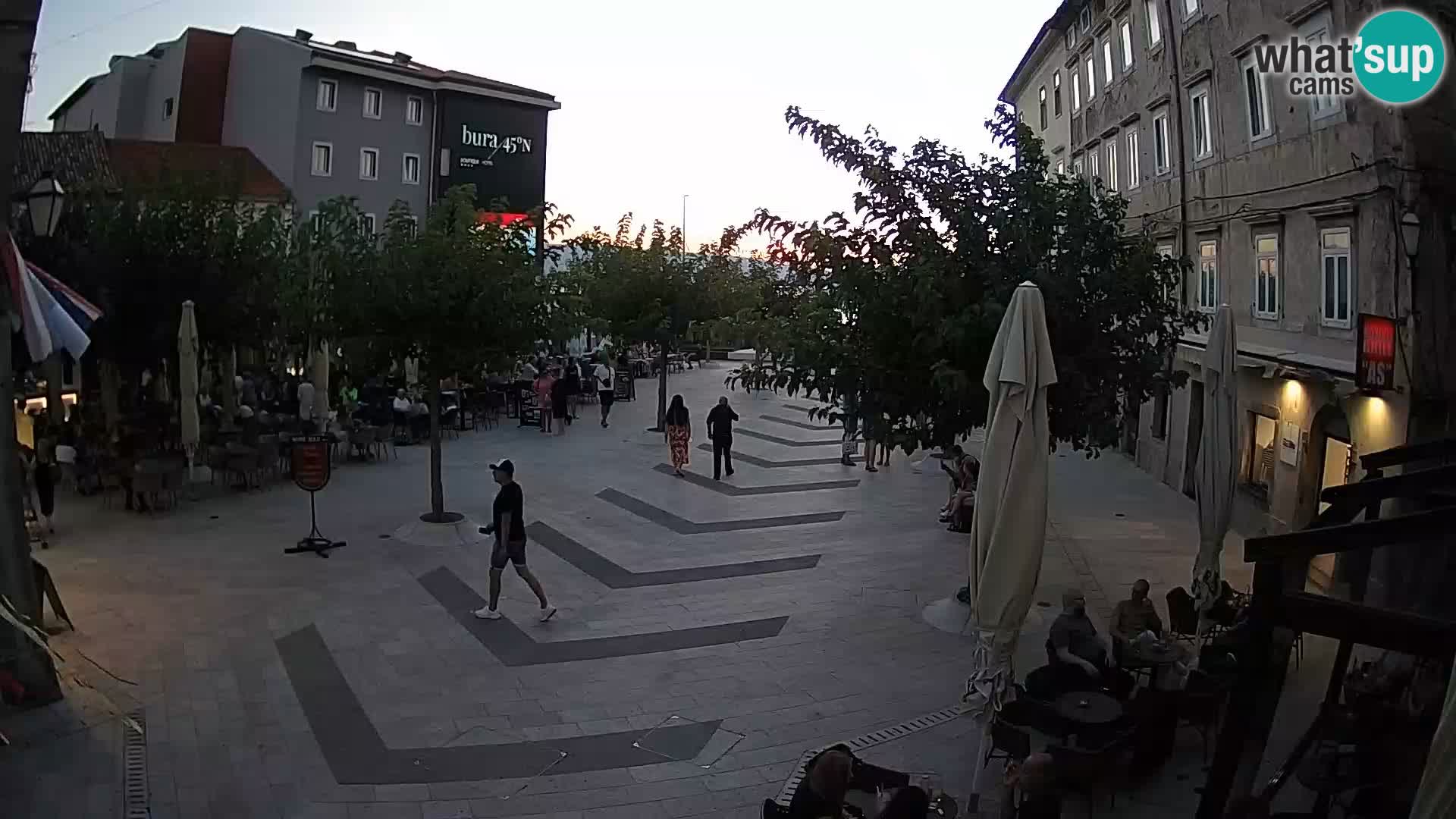 Zentrum der Stadt Senj – Pavlin platz – Live Cam Dalmatia