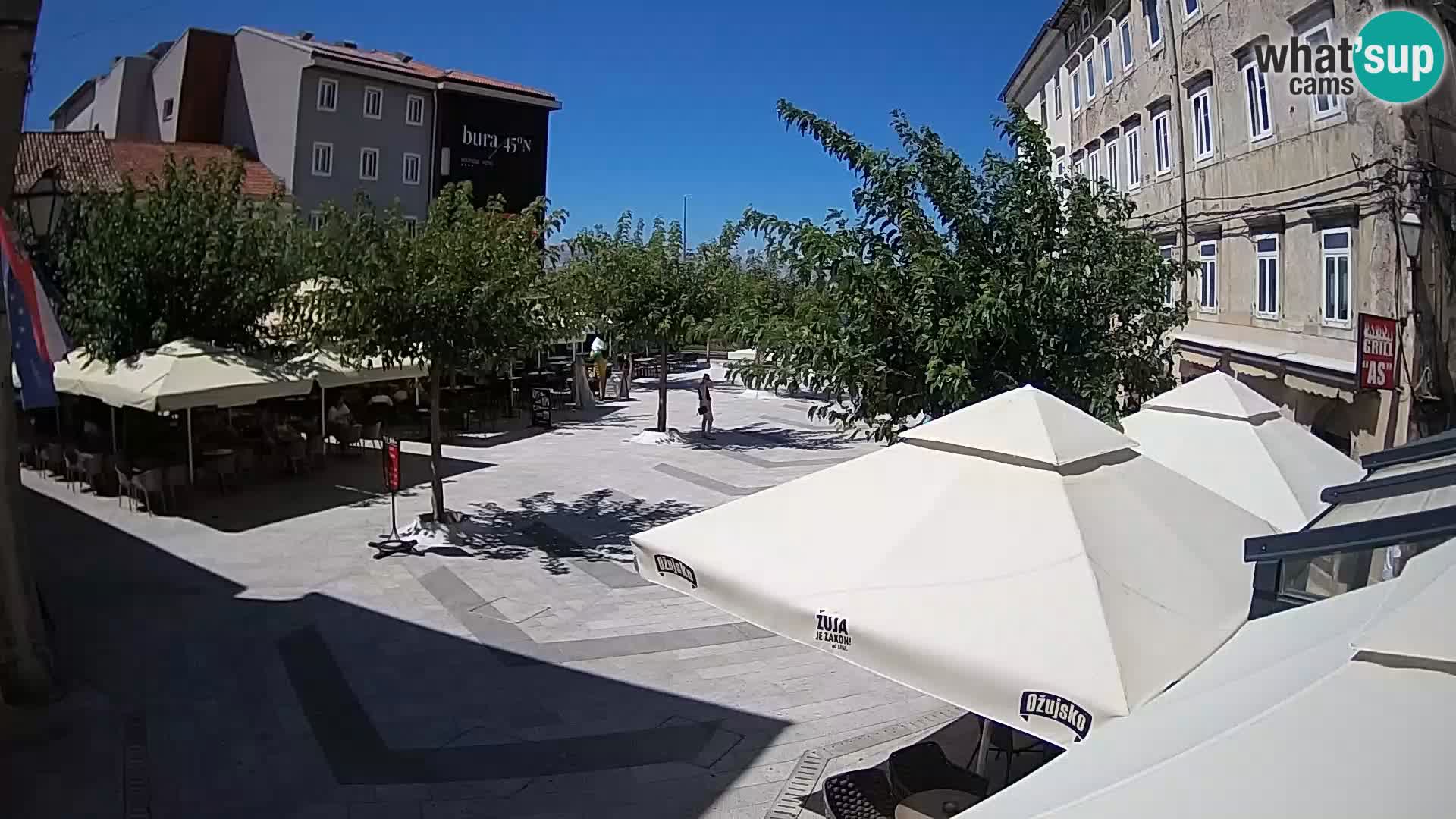 Centro de la ciudad de Senj – plaza Pavlin – Live Cam Dalmacia