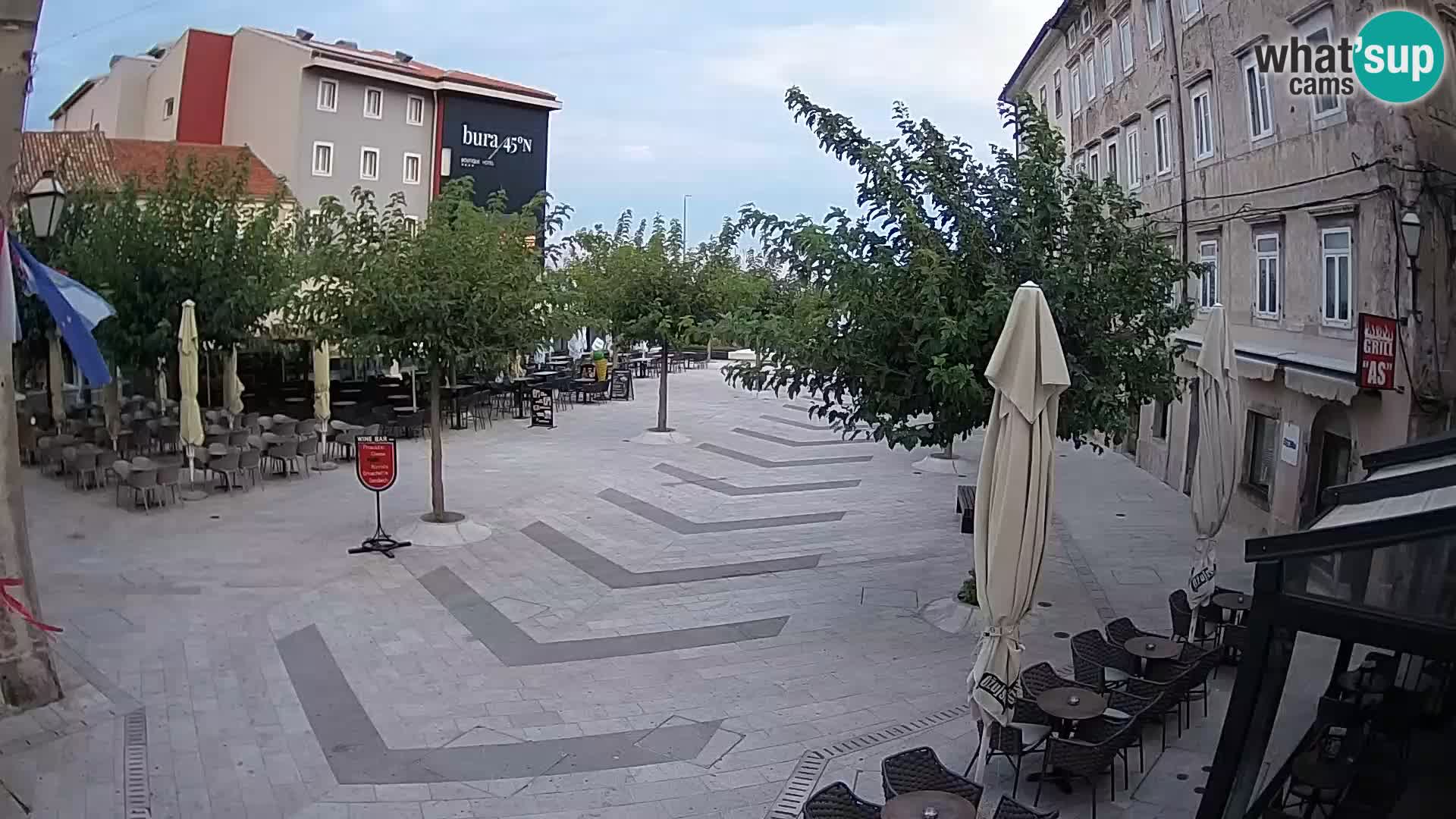 Zentrum der Stadt Senj – Pavlin platz – Live Cam Dalmatia
