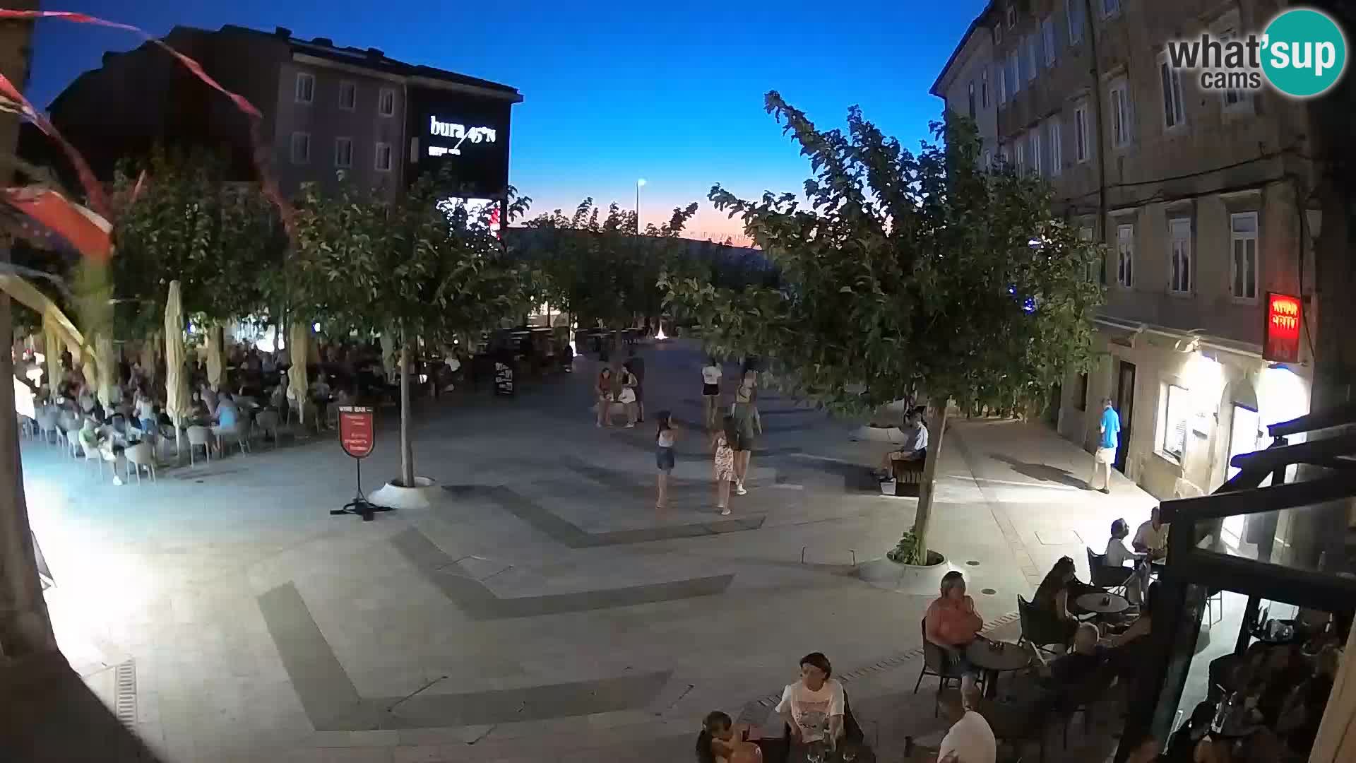 Zentrum der Stadt Senj – Pavlin platz – Live Cam Dalmatia