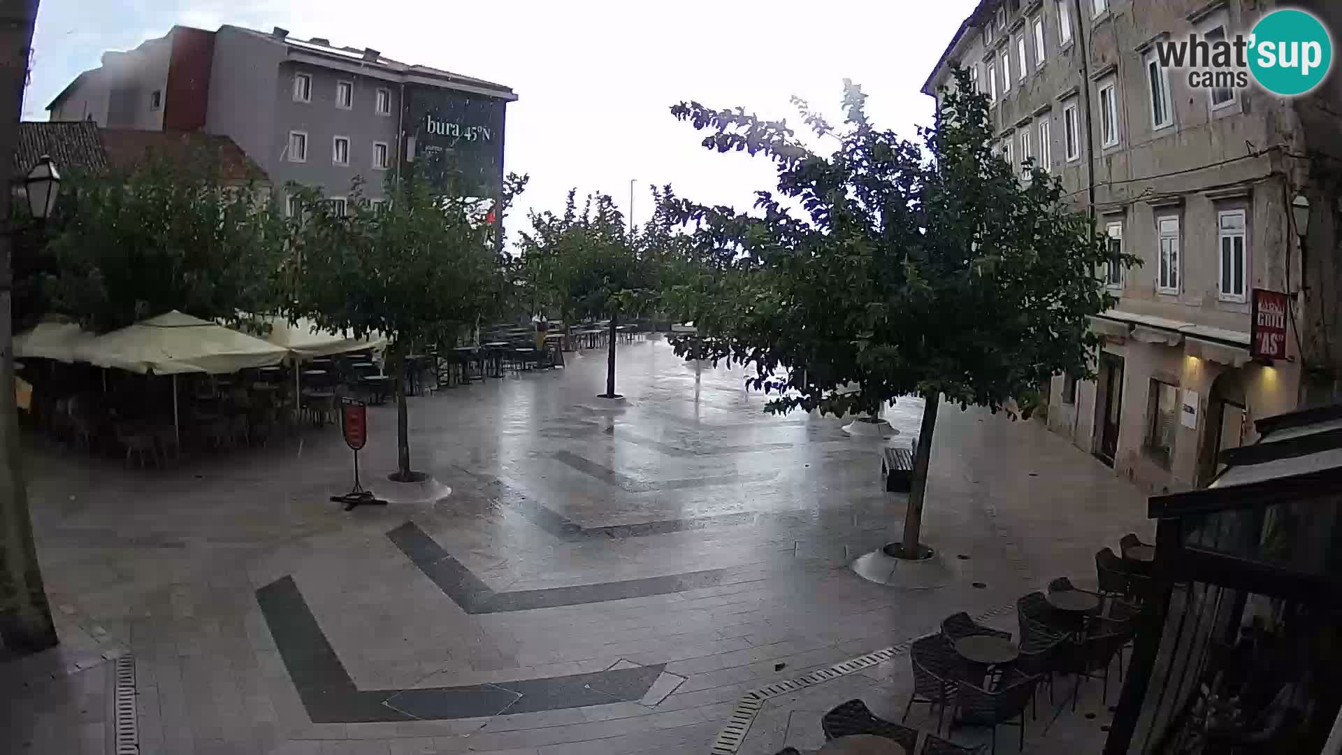 Zentrum der Stadt Senj – Pavlin platz – Live Cam Dalmatia