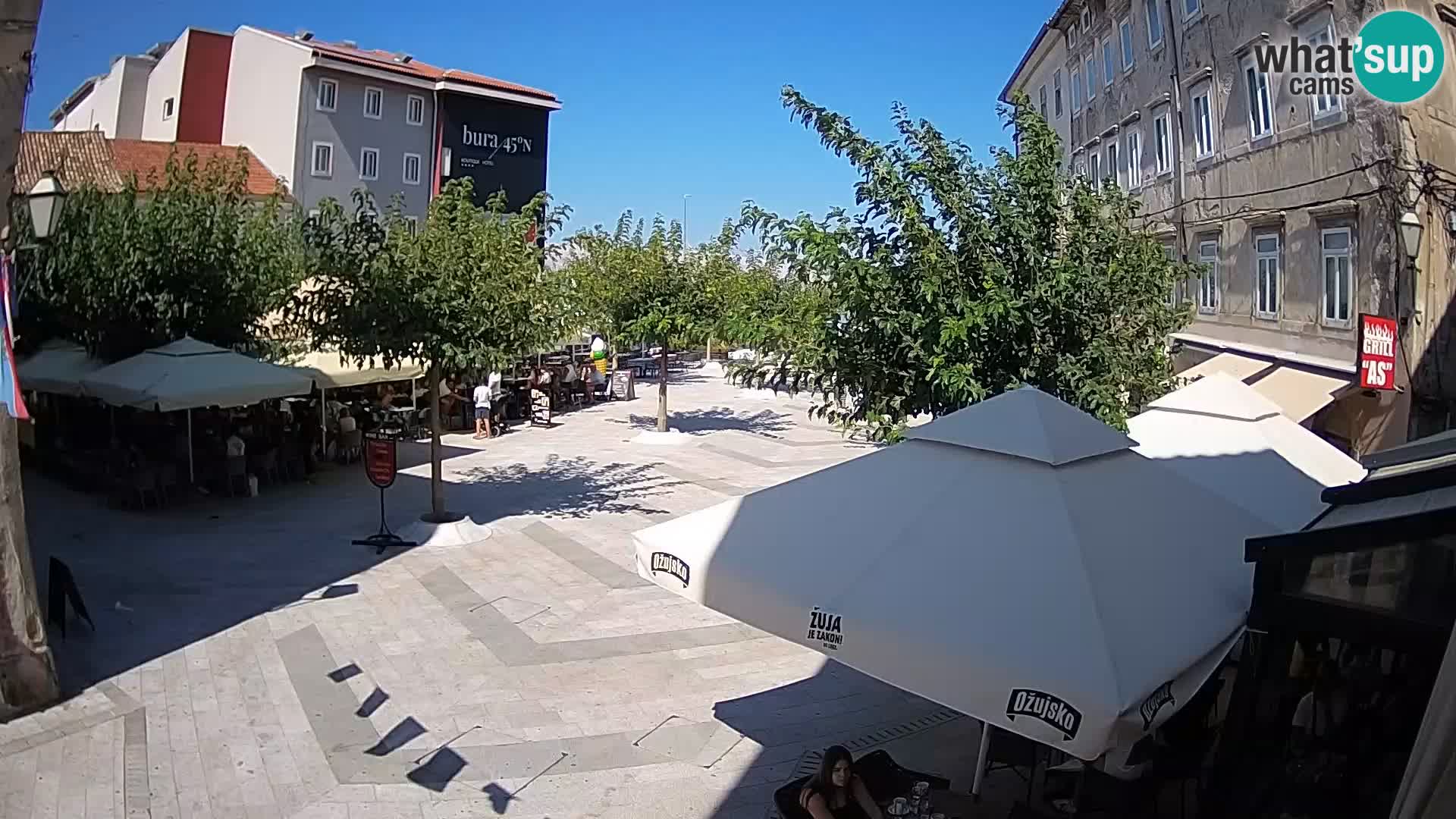 Zentrum der Stadt Senj – Pavlin platz – Live Cam Dalmatia