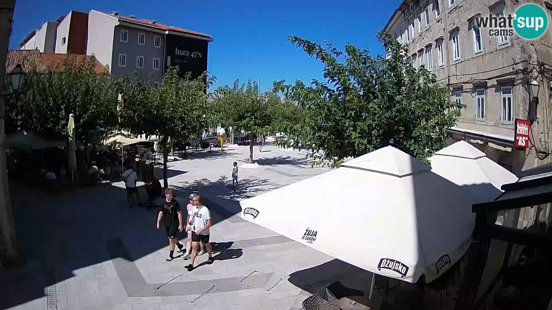 Zentrum der Stadt Senj – Pavlin platz – Live Cam Dalmatia