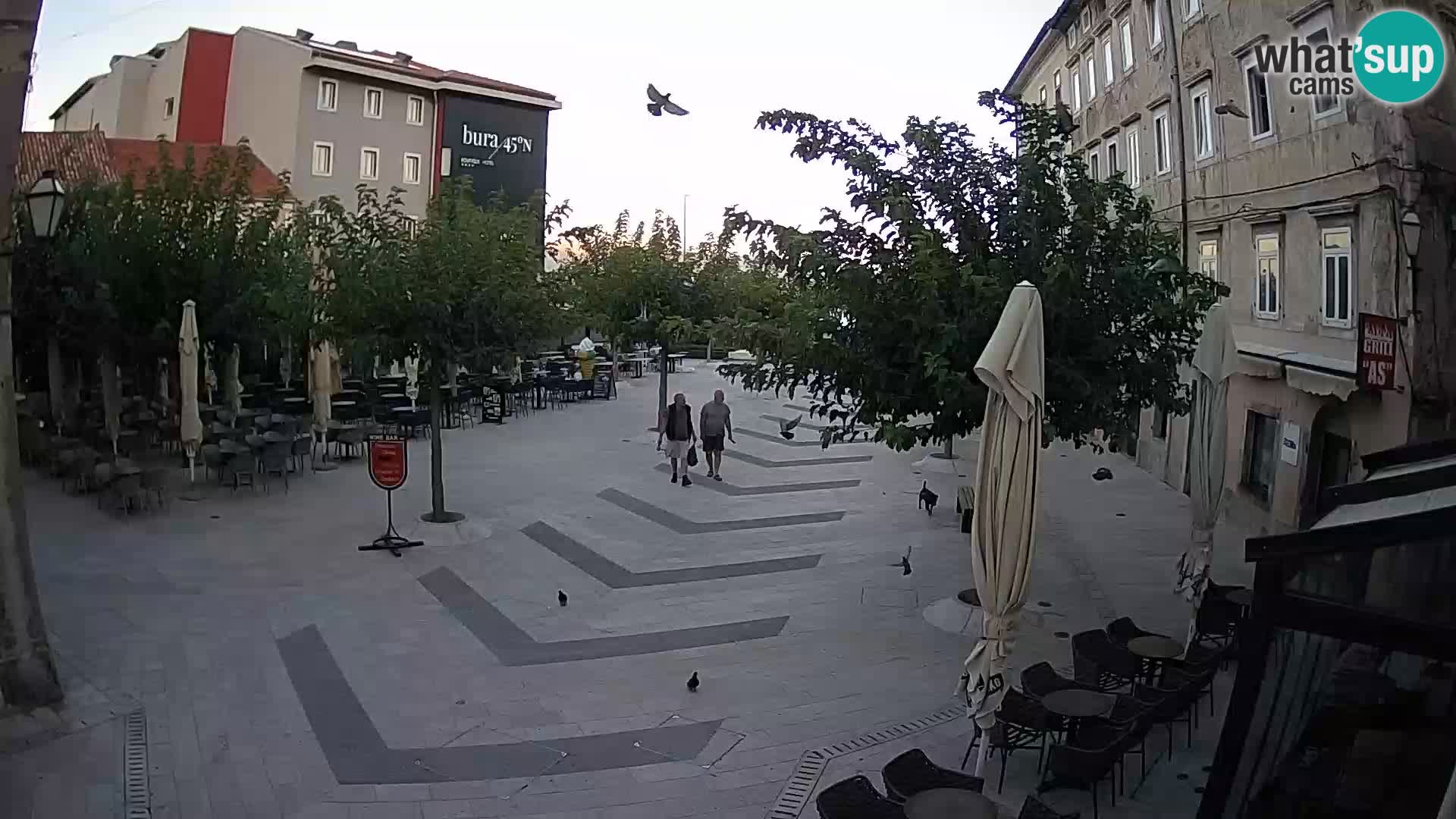 Center mesta Senj – Pavlinski trg – spletne kamere Dalmacija