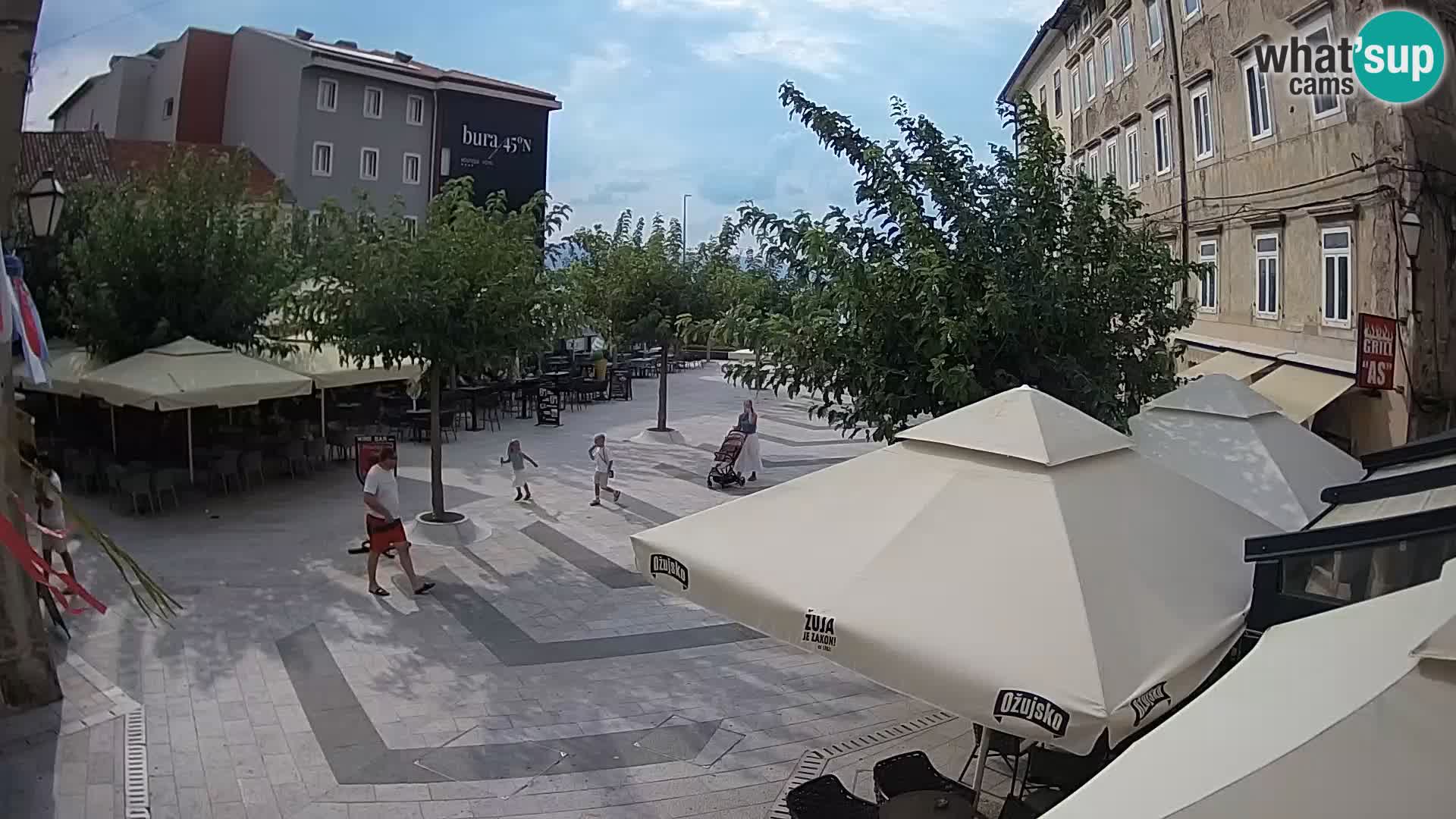 Centro de la ciudad de Senj – plaza Pavlin – Live Cam Dalmacia