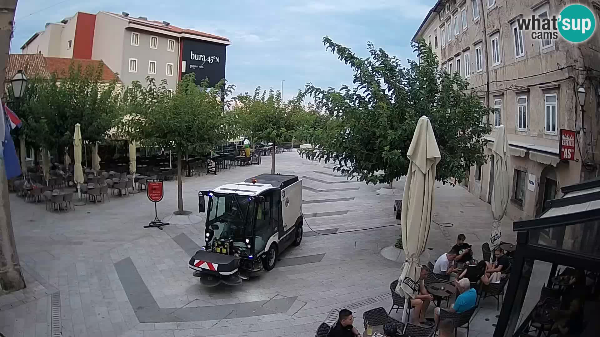 Centro de la ciudad de Senj – plaza Pavlin – Live Cam Dalmacia