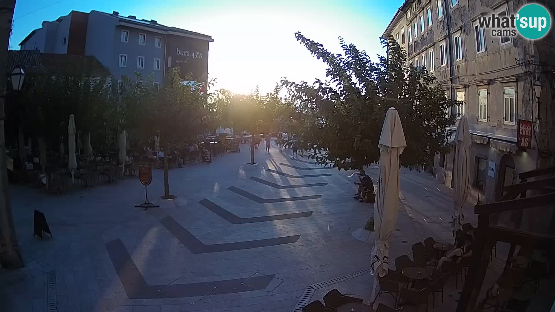 Centro de la ciudad de Senj – plaza Pavlin – Live Cam Dalmacia