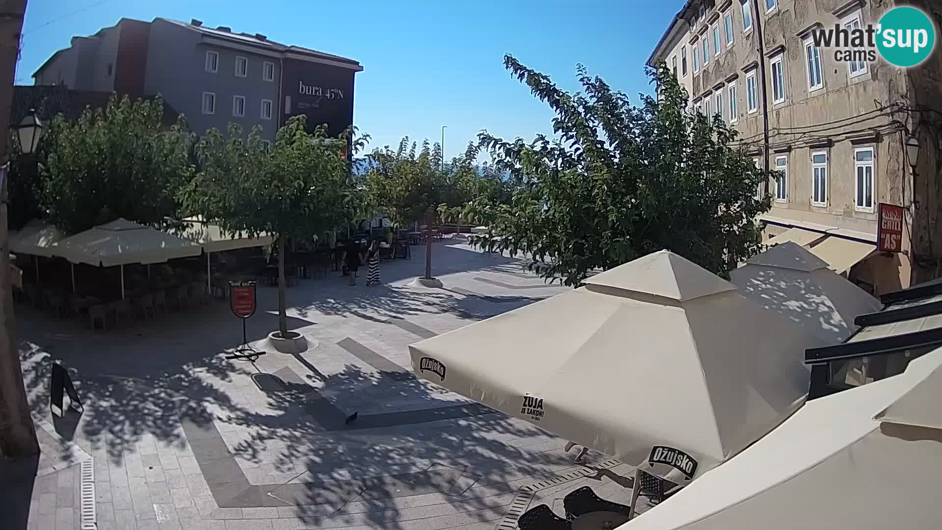 Center mesta Senj – Pavlinski trg – spletne kamere Dalmacija