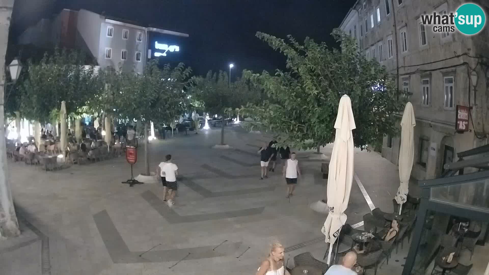 Centro de la ciudad de Senj – plaza Pavlin – Live Cam Dalmacia