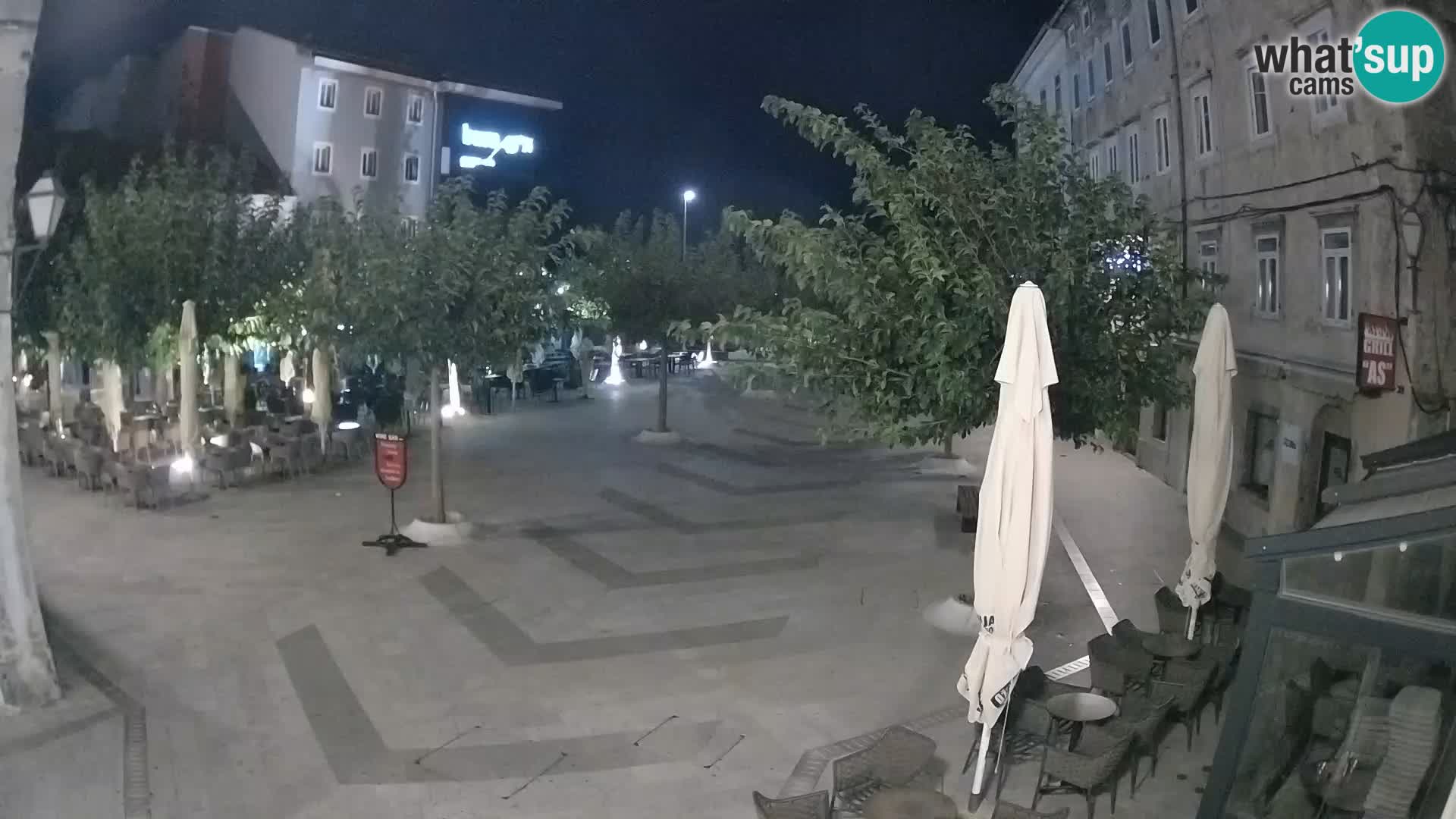 Centro de la ciudad de Senj – plaza Pavlin – Live Cam Dalmacia