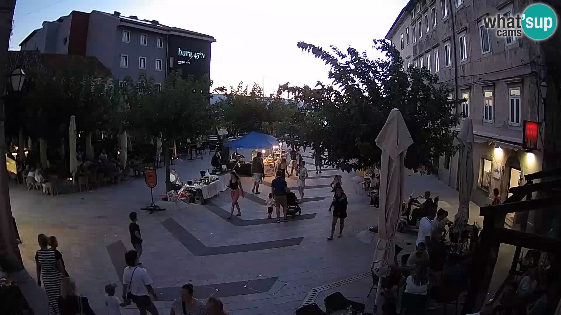 Zentrum der Stadt Senj – Pavlin platz – Live Cam Dalmatia