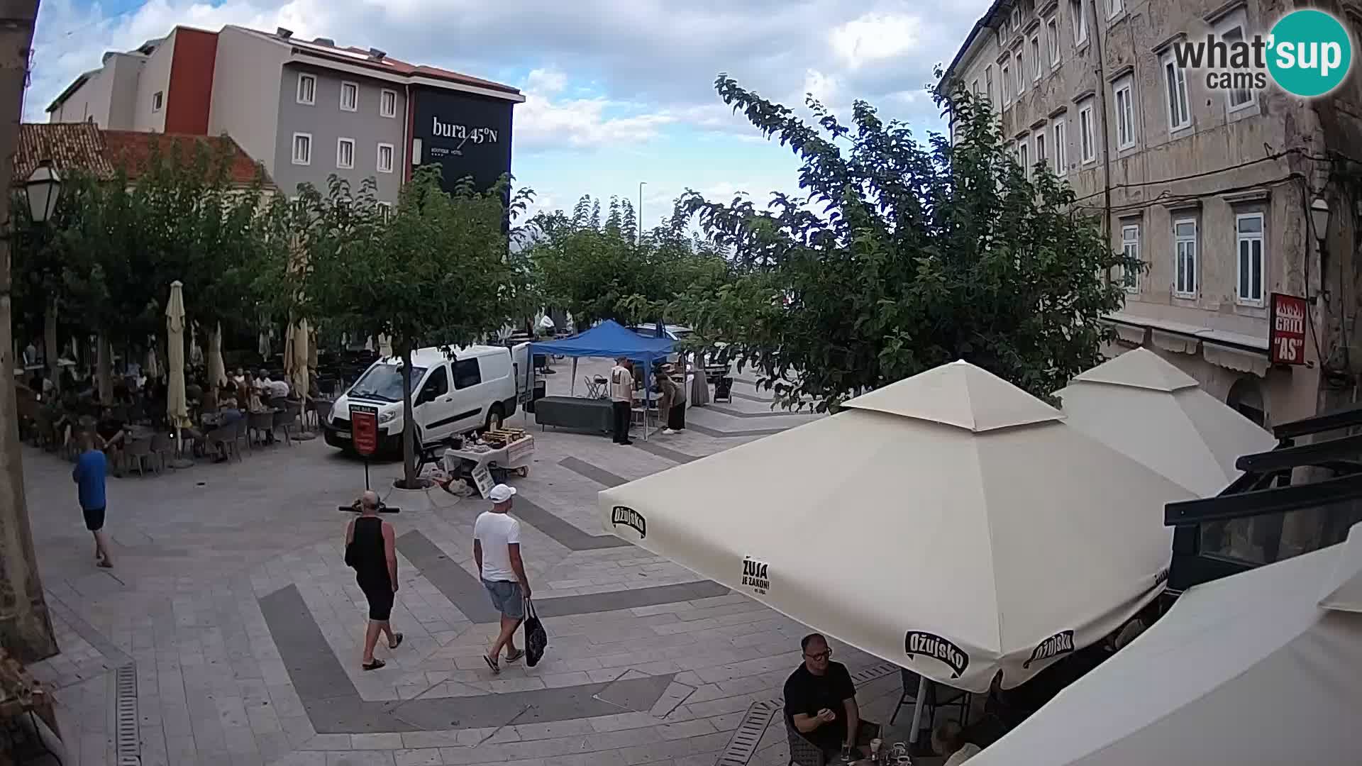 Zentrum der Stadt Senj – Pavlin platz – Live Cam Dalmatia