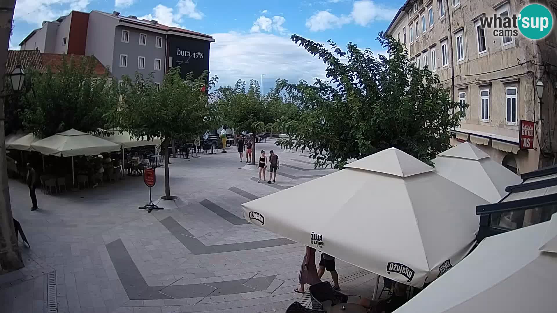 Centro de la ciudad de Senj – plaza Pavlin – Live Cam Dalmacia