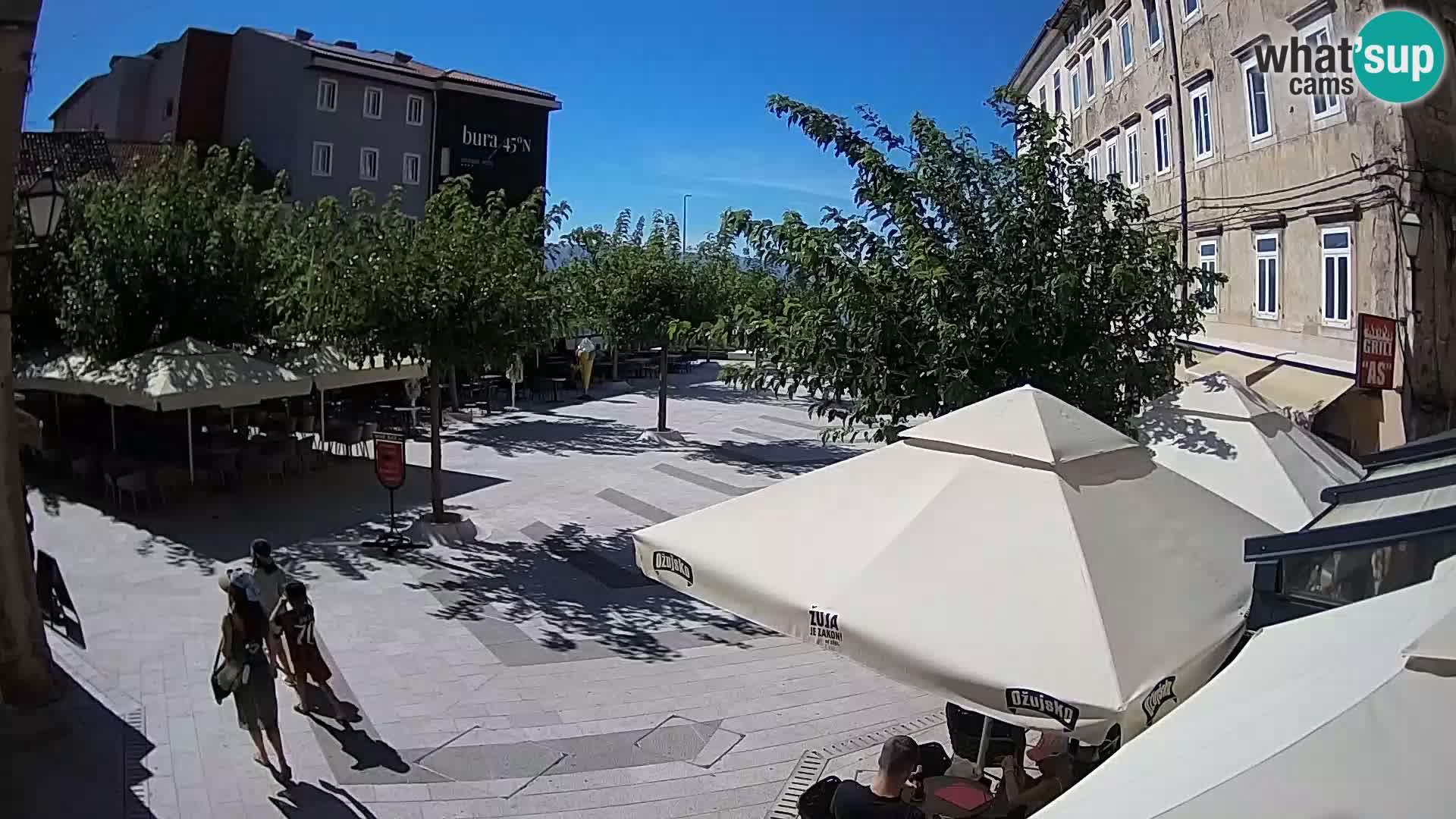 Zentrum der Stadt Senj – Pavlin platz – Live Cam Dalmatia