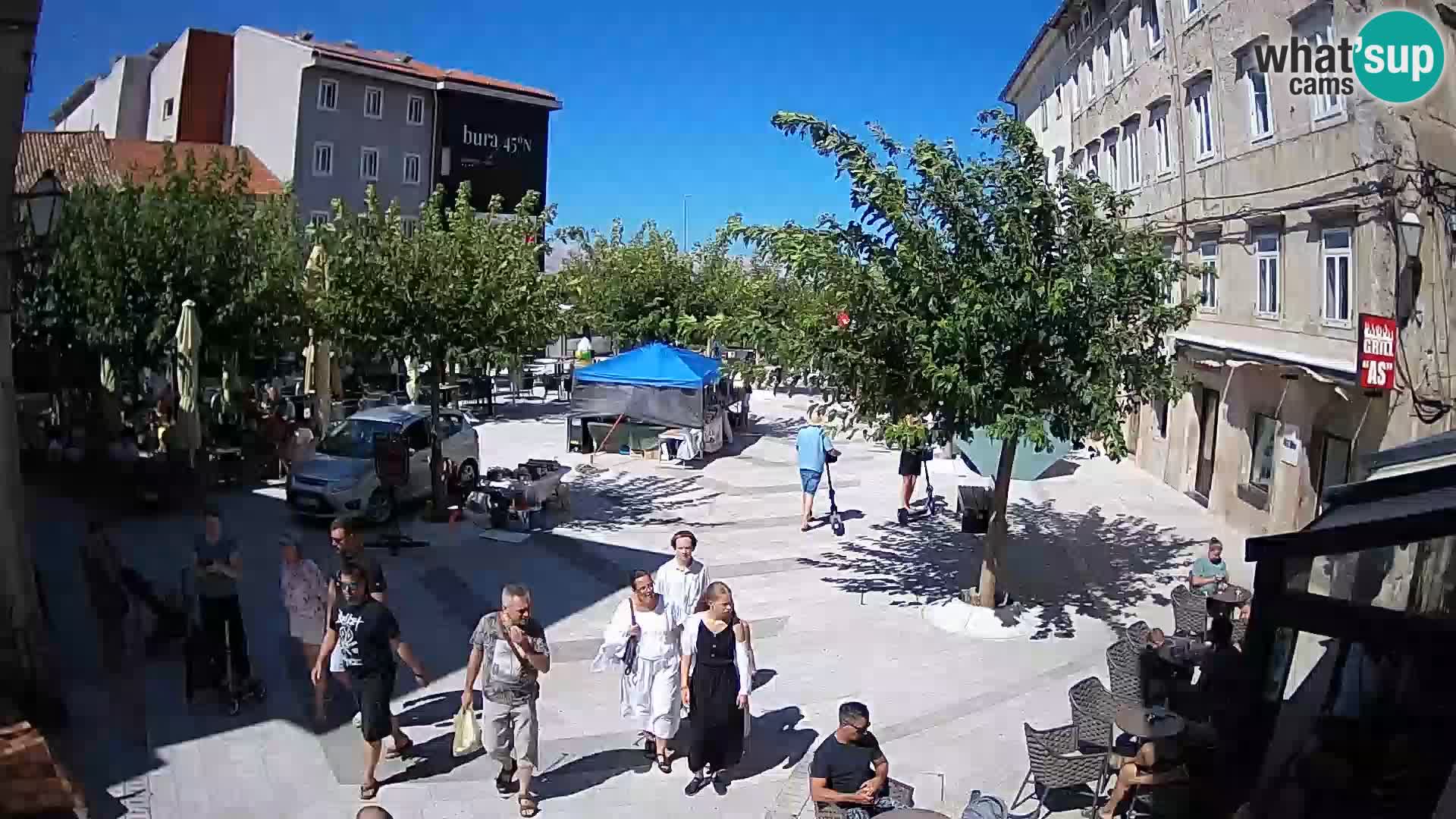 Zentrum der Stadt Senj – Pavlin platz – Live Cam Dalmatia