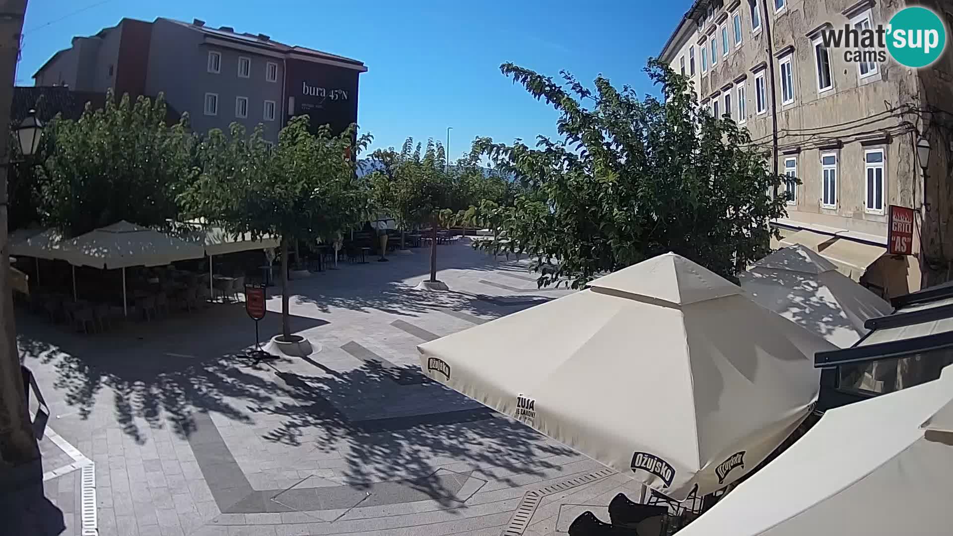 Center mesta Senj – Pavlinski trg – spletne kamere Dalmacija