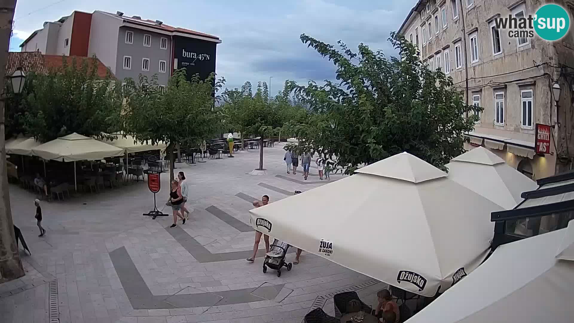 Centro de la ciudad de Senj – plaza Pavlin – Live Cam Dalmacia