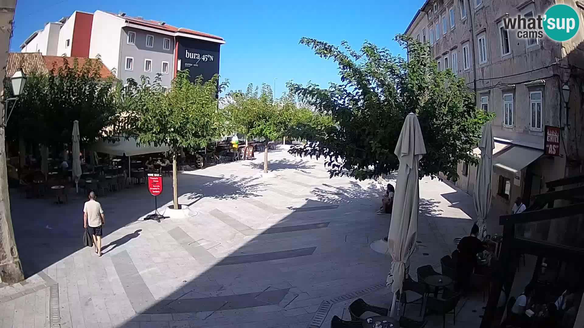 Centro de la ciudad de Senj – plaza Pavlin – Live Cam Dalmacia