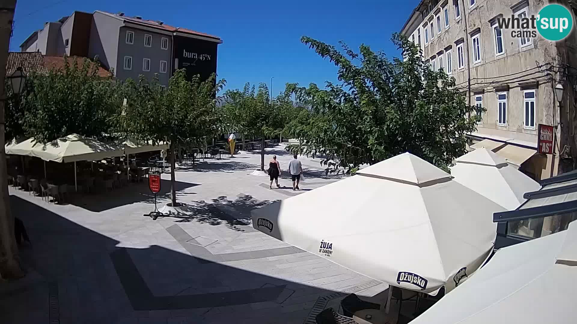 Zentrum der Stadt Senj – Pavlin platz – Live Cam Dalmatia