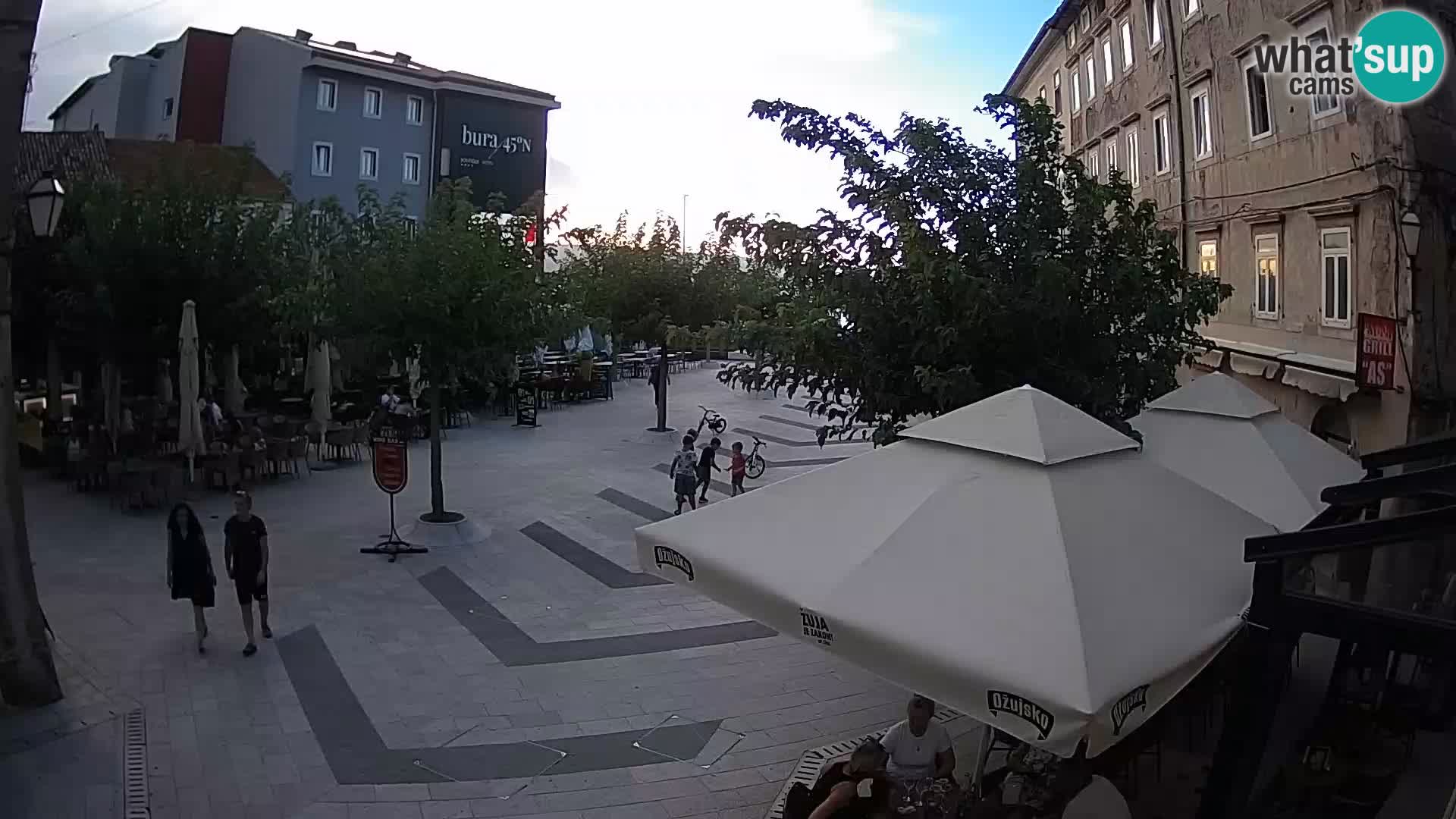 Centro de la ciudad de Senj – plaza Pavlin – Live Cam Dalmacia