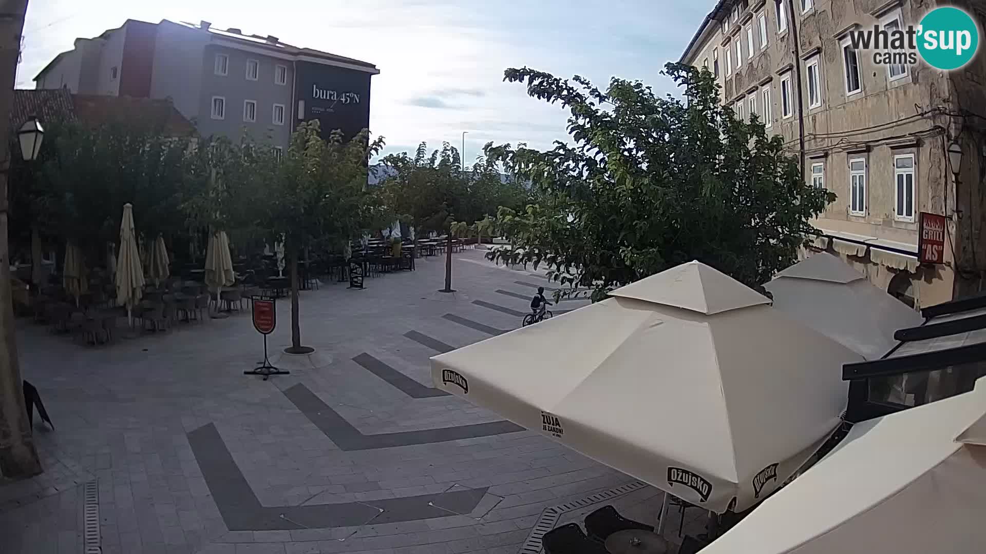 Zentrum der Stadt Senj – Pavlin platz – Live Cam Dalmatia