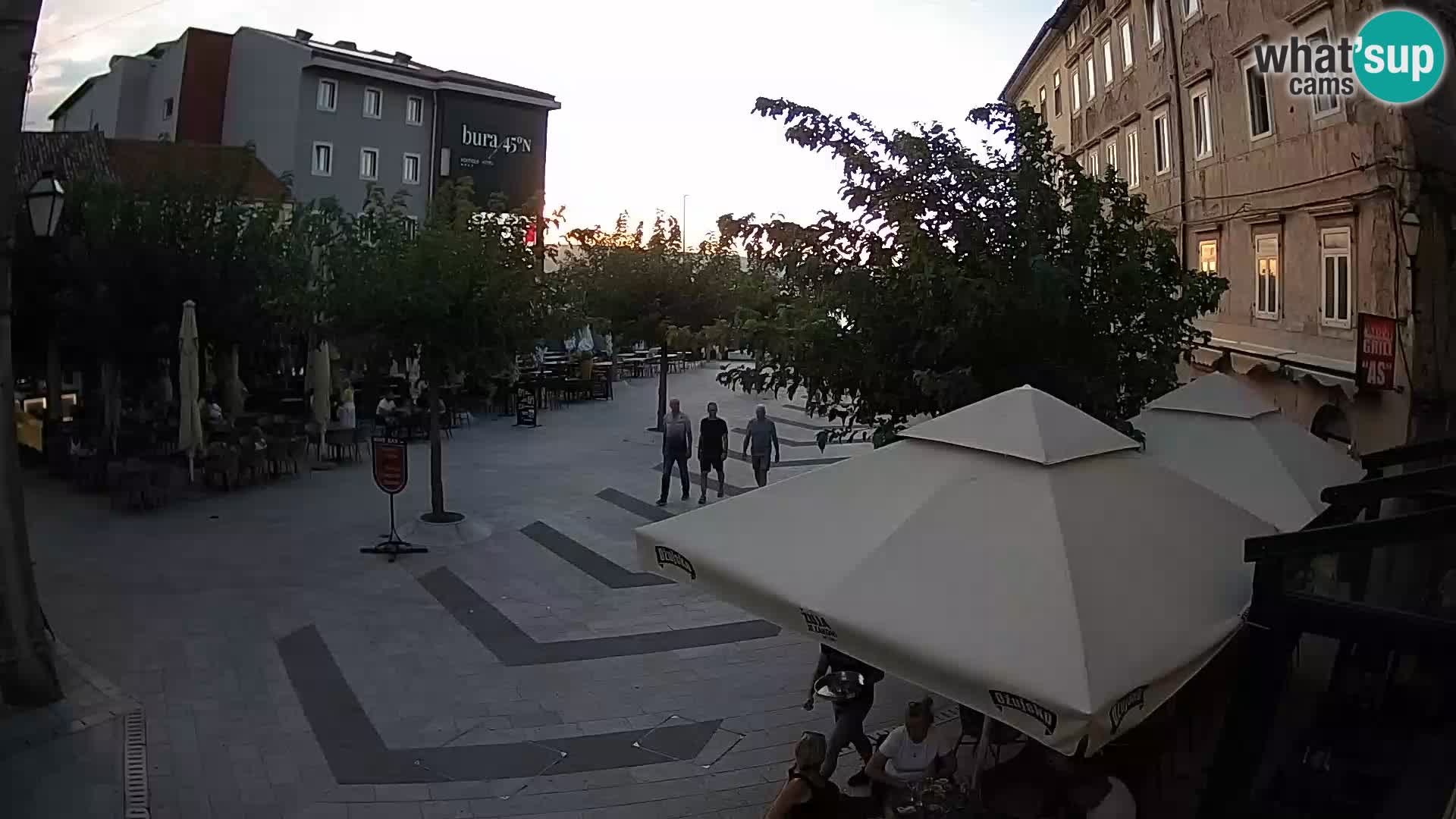 Centro de la ciudad de Senj – plaza Pavlin – Live Cam Dalmacia