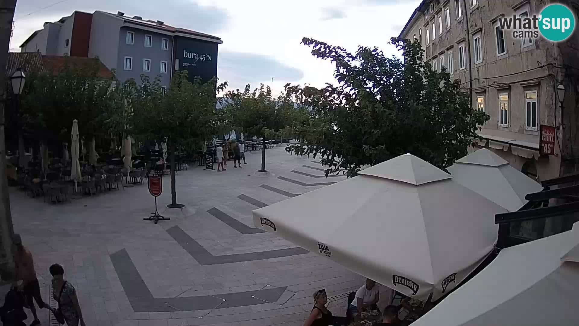 Centro de la ciudad de Senj – plaza Pavlin – Live Cam Dalmacia